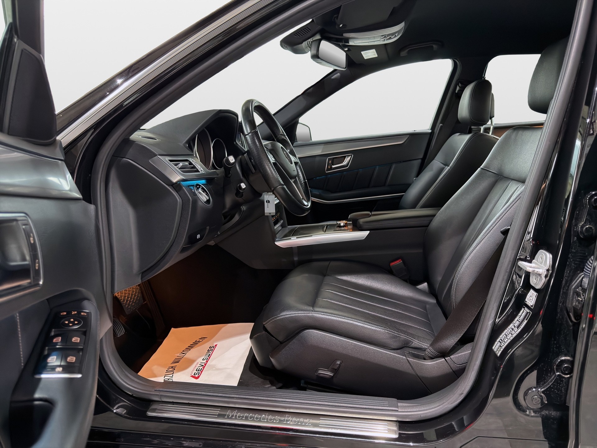 MERCEDES-BENZ E 350 BlueTEC Avantgarde 4Matic 7G-Tronic*Frisch ab MFK,1 Jahr oder 20'000km Garantie auf Motor und Getriebe*-image-18