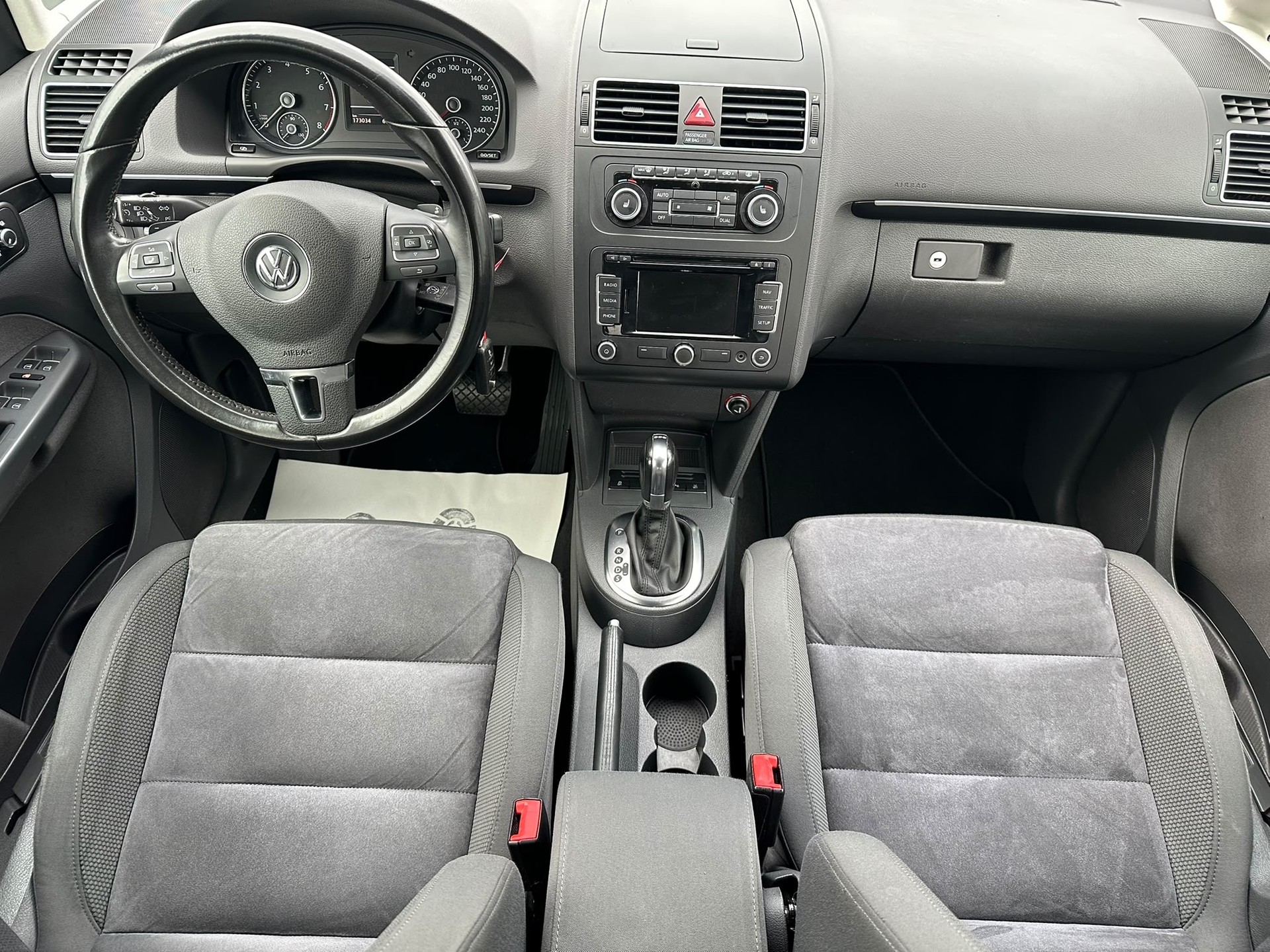 VW Touran 1.4 TSI Highline DSG-image-10