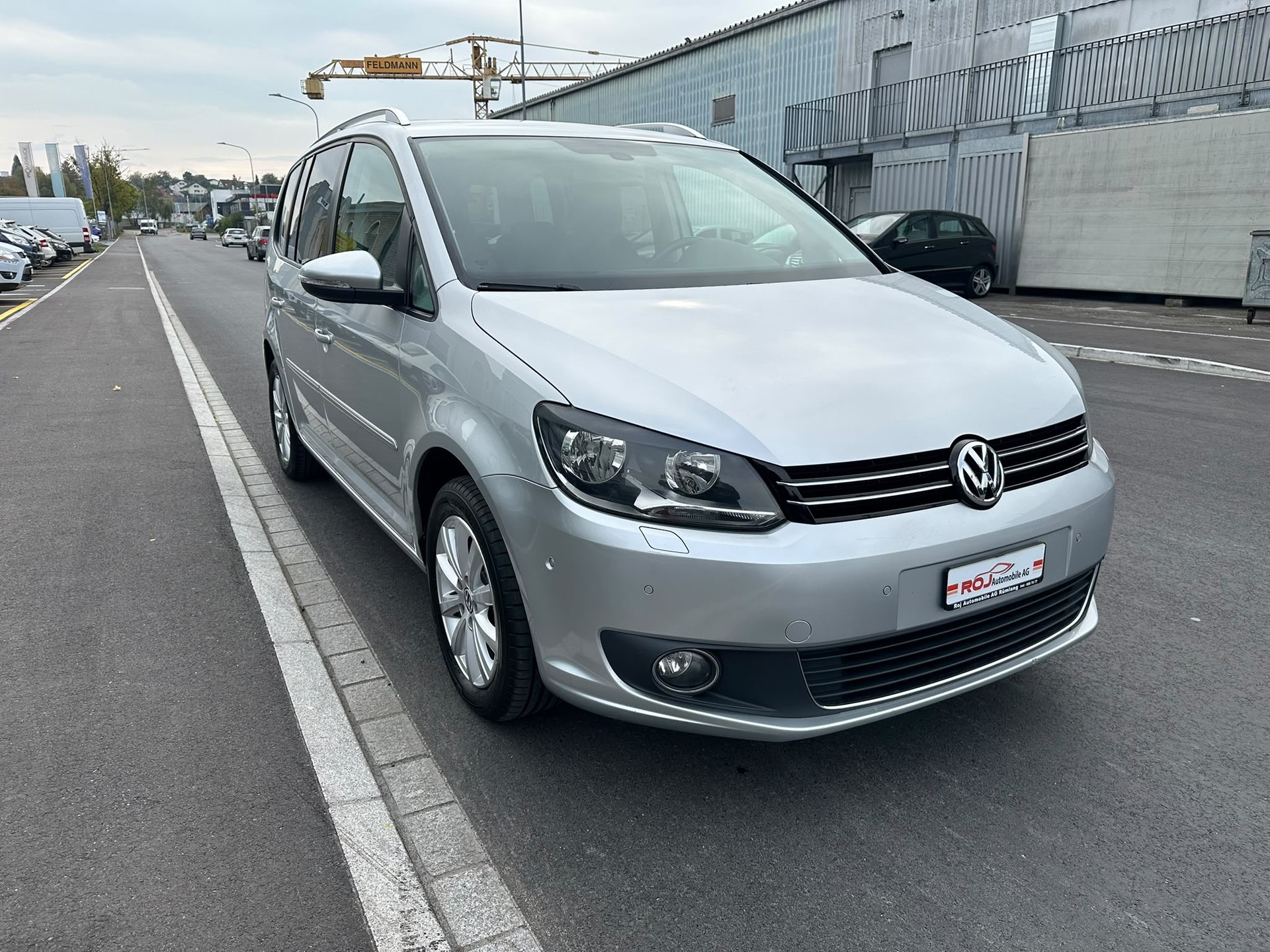 VW Touran 1.4 TSI Highline DSG-image-3