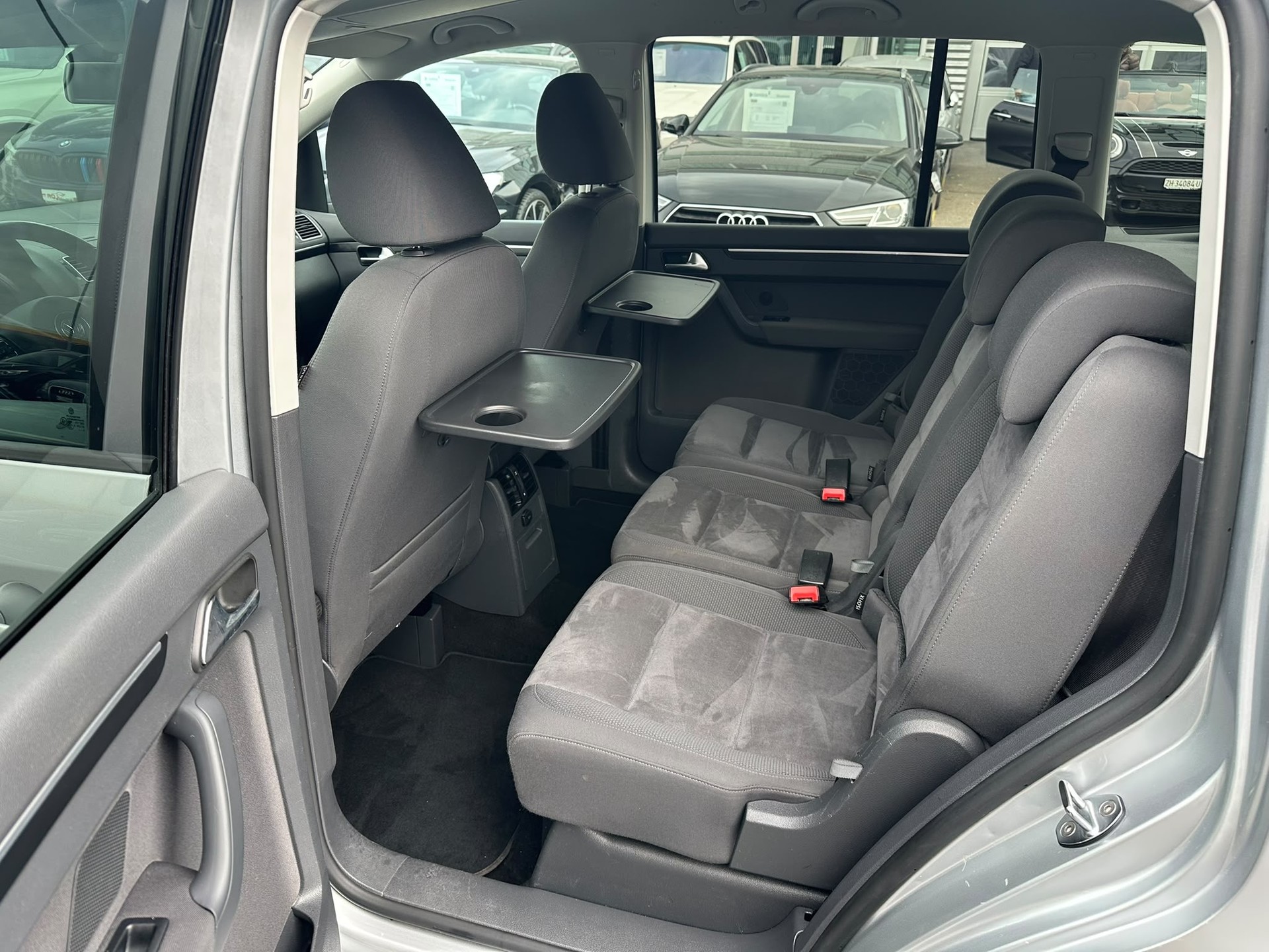 VW Touran 1.4 TSI Highline DSG-image-9
