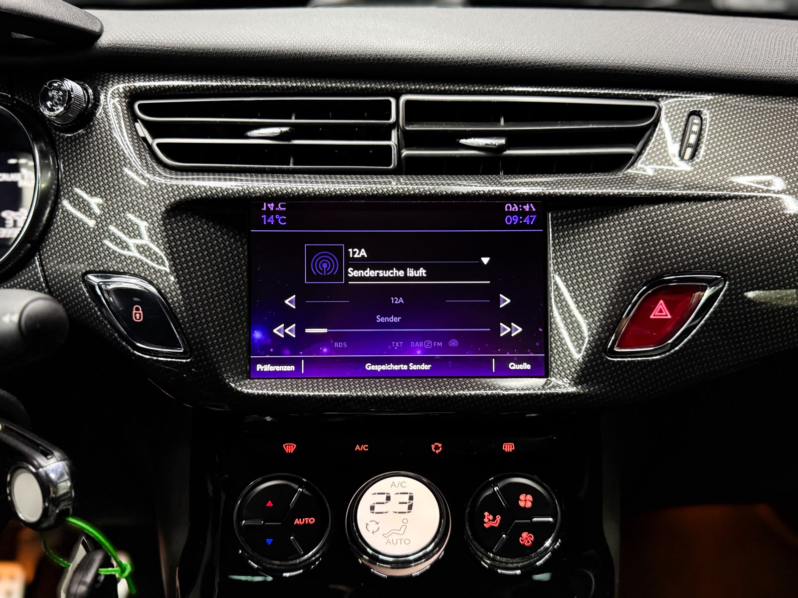 DS AUTOMOBILES DS 3 1.2 PureTech Faubourg Addict-image-12