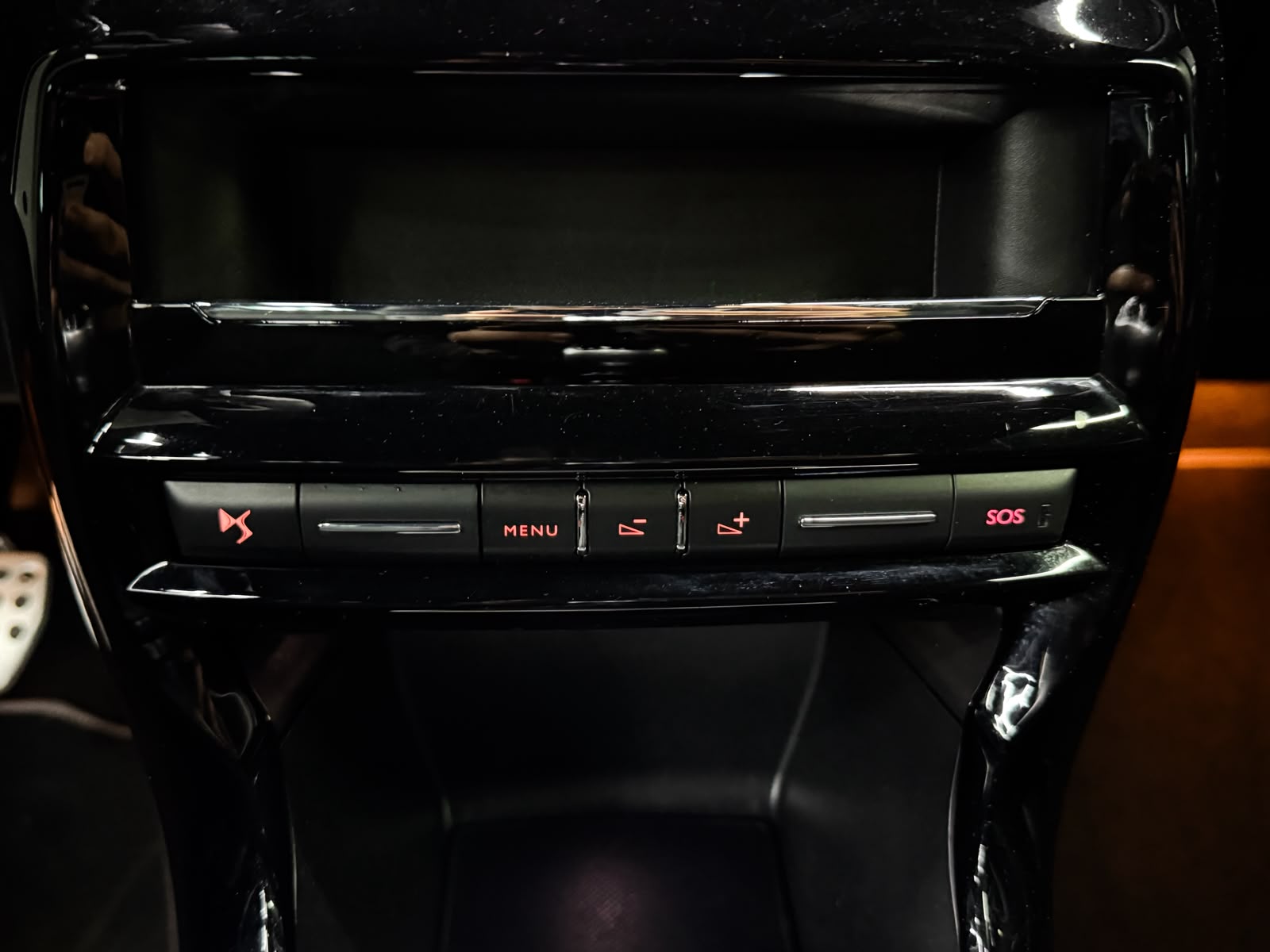 DS AUTOMOBILES DS 3 1.2 PureTech Faubourg Addict-image-13