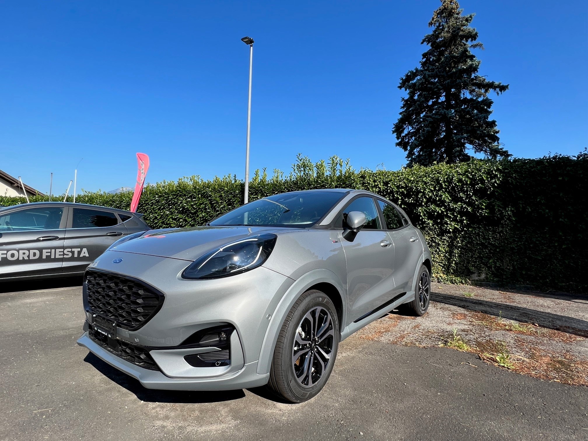 Car photo