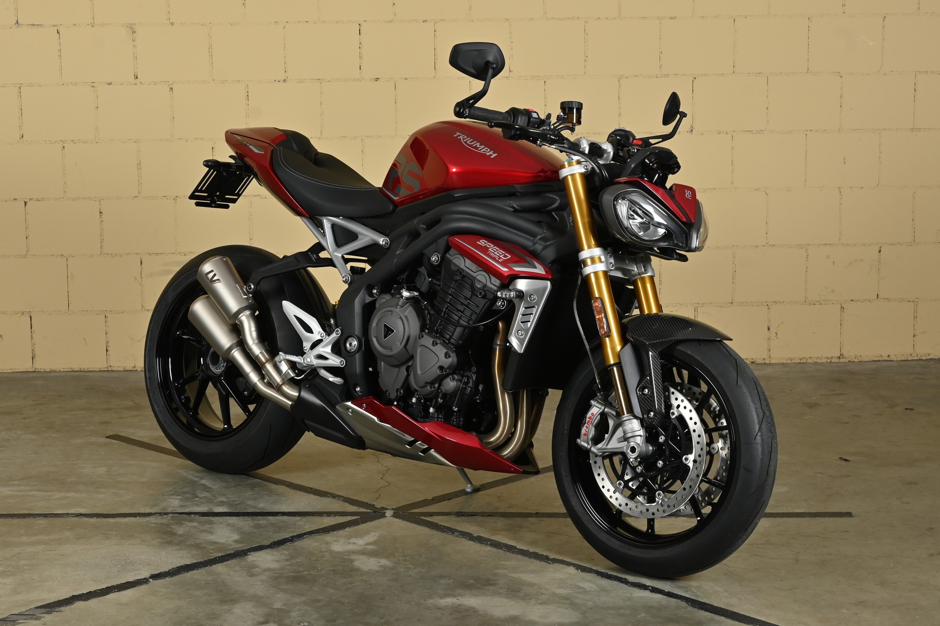 TRIUMPH Speed Triple RS-showroom-element-1