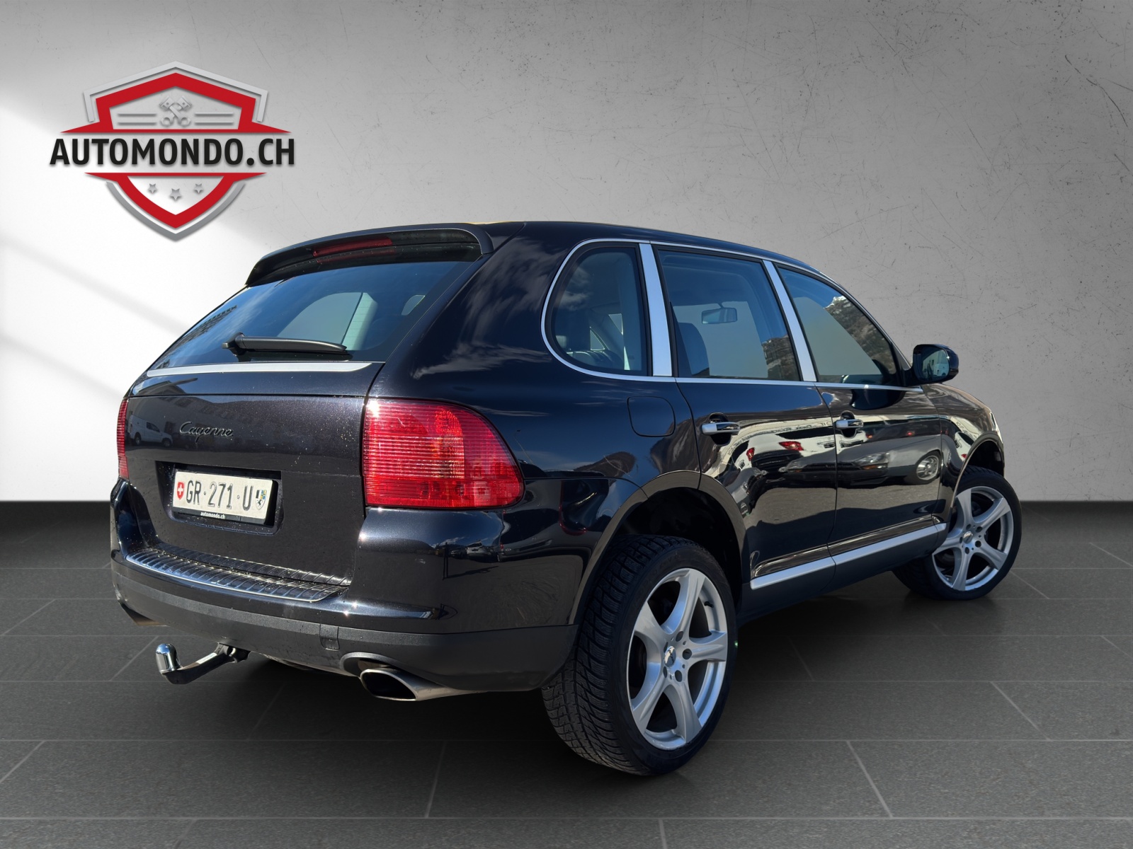 PORSCHE Cayenne-image-3