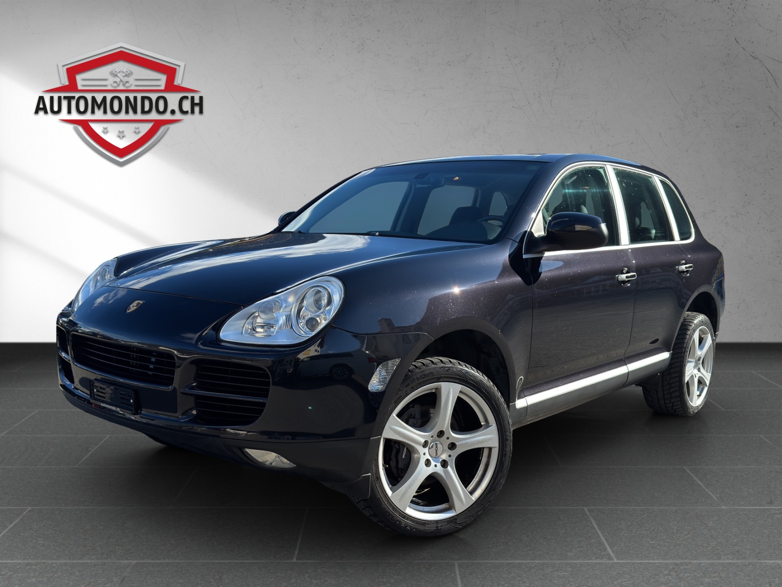 PORSCHE Cayenne-image-0