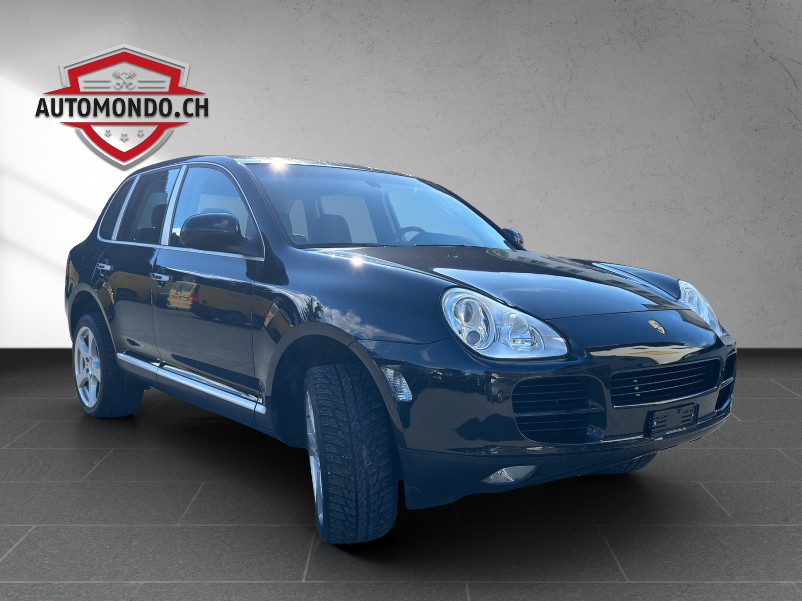 PORSCHE Cayenne-image-1