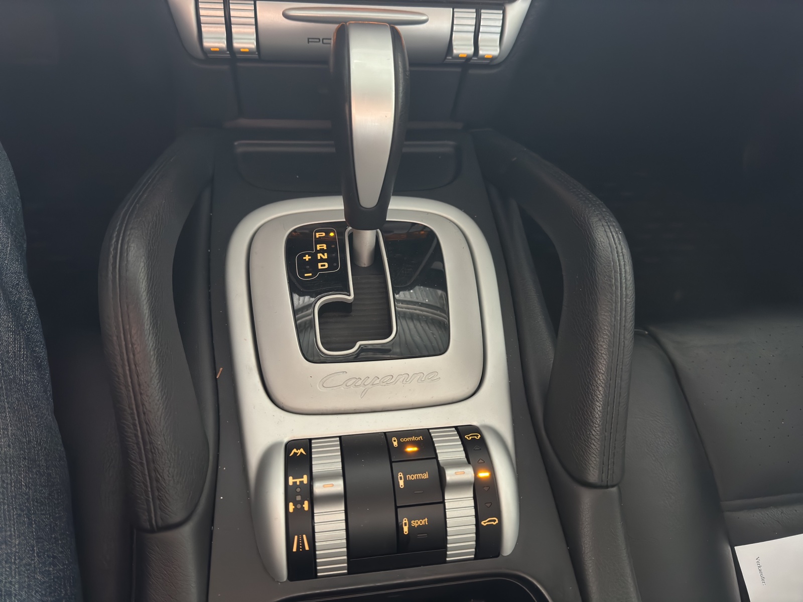 PORSCHE Cayenne-image-8