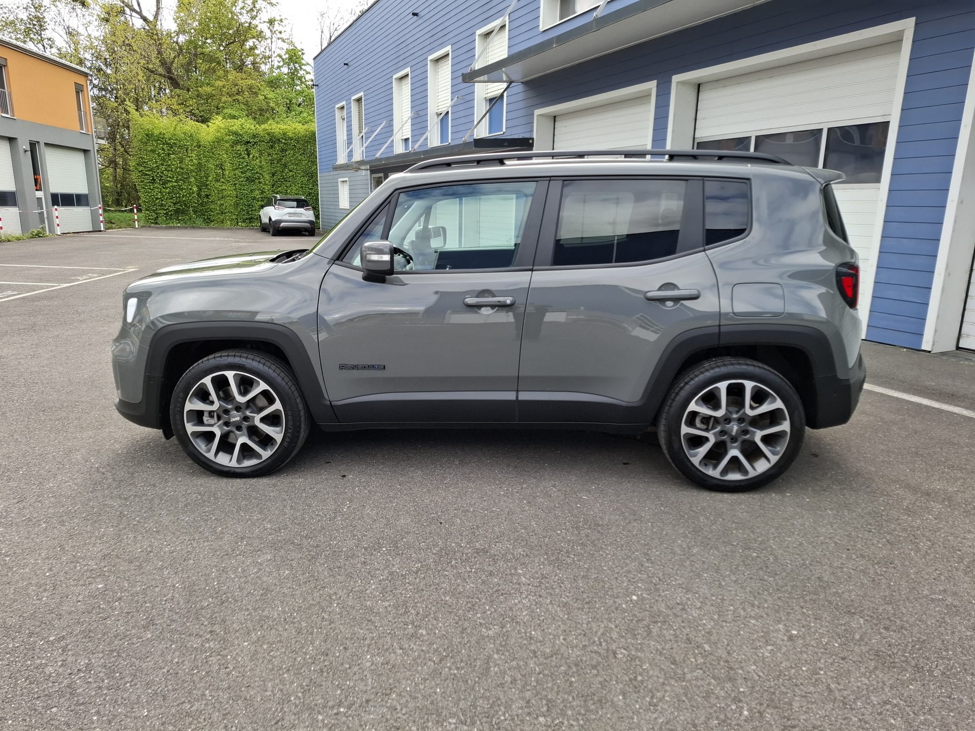 JEEP Renegade 1.3 T PHEV S Plus Sky AWD-image-6