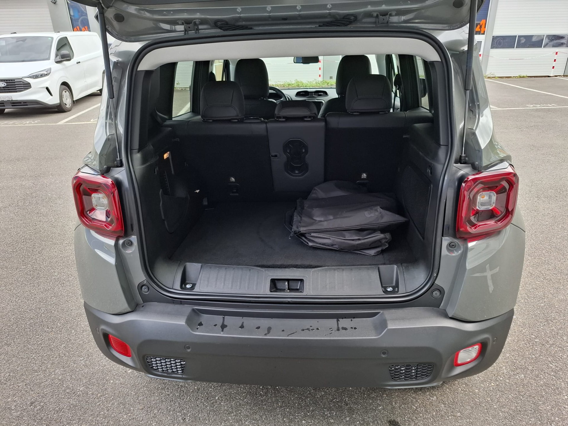 JEEP Renegade 1.3 T PHEV S Plus Sky AWD-image-11