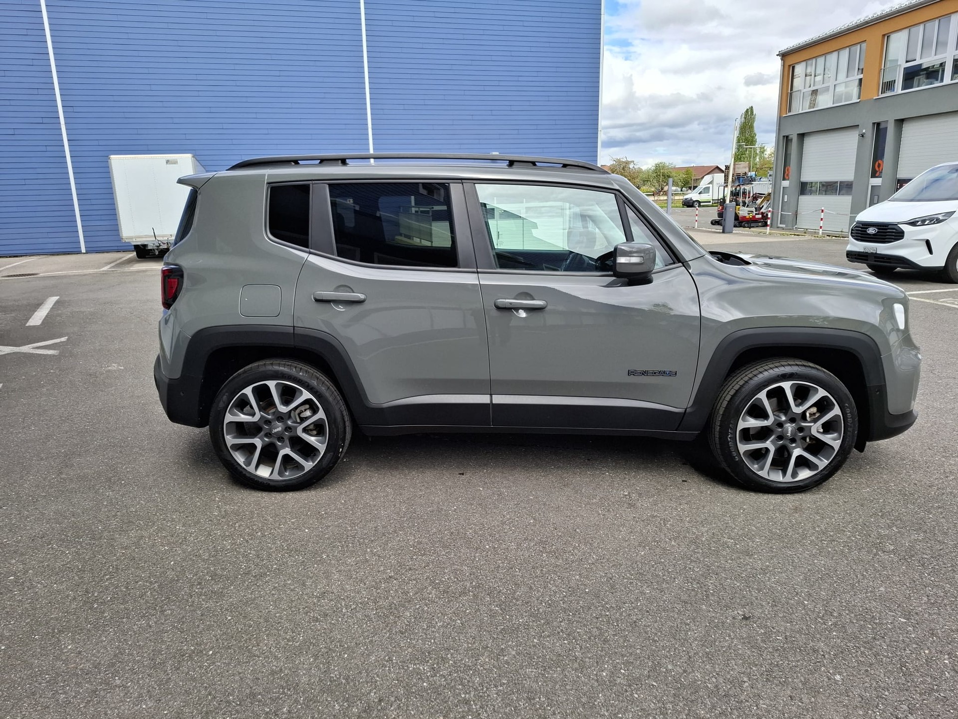 JEEP Renegade 1.3 T PHEV S Plus Sky AWD-image-5