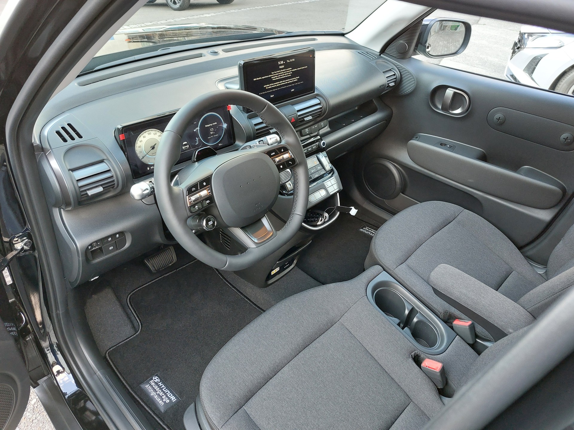 HYUNDAI Inster Amplia 49kWh-image-5