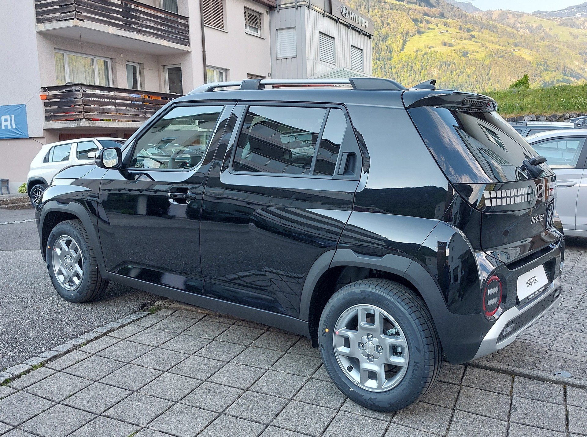 HYUNDAI Inster Amplia 49kWh-image-4