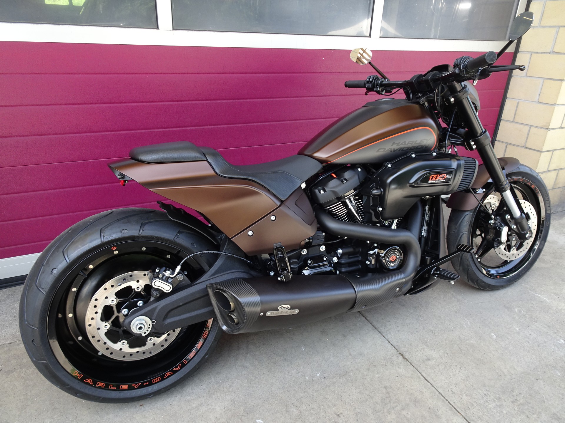 HARLEY-DAVIDSON FXDRS 114 ABS-showroom-element-3