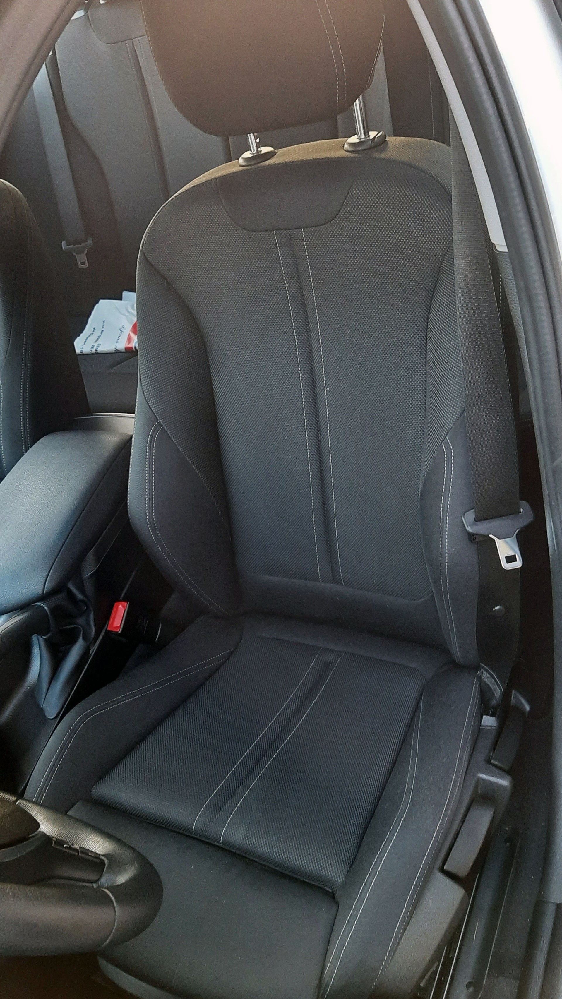 BMW 118d xDrive Sport Line-image-4