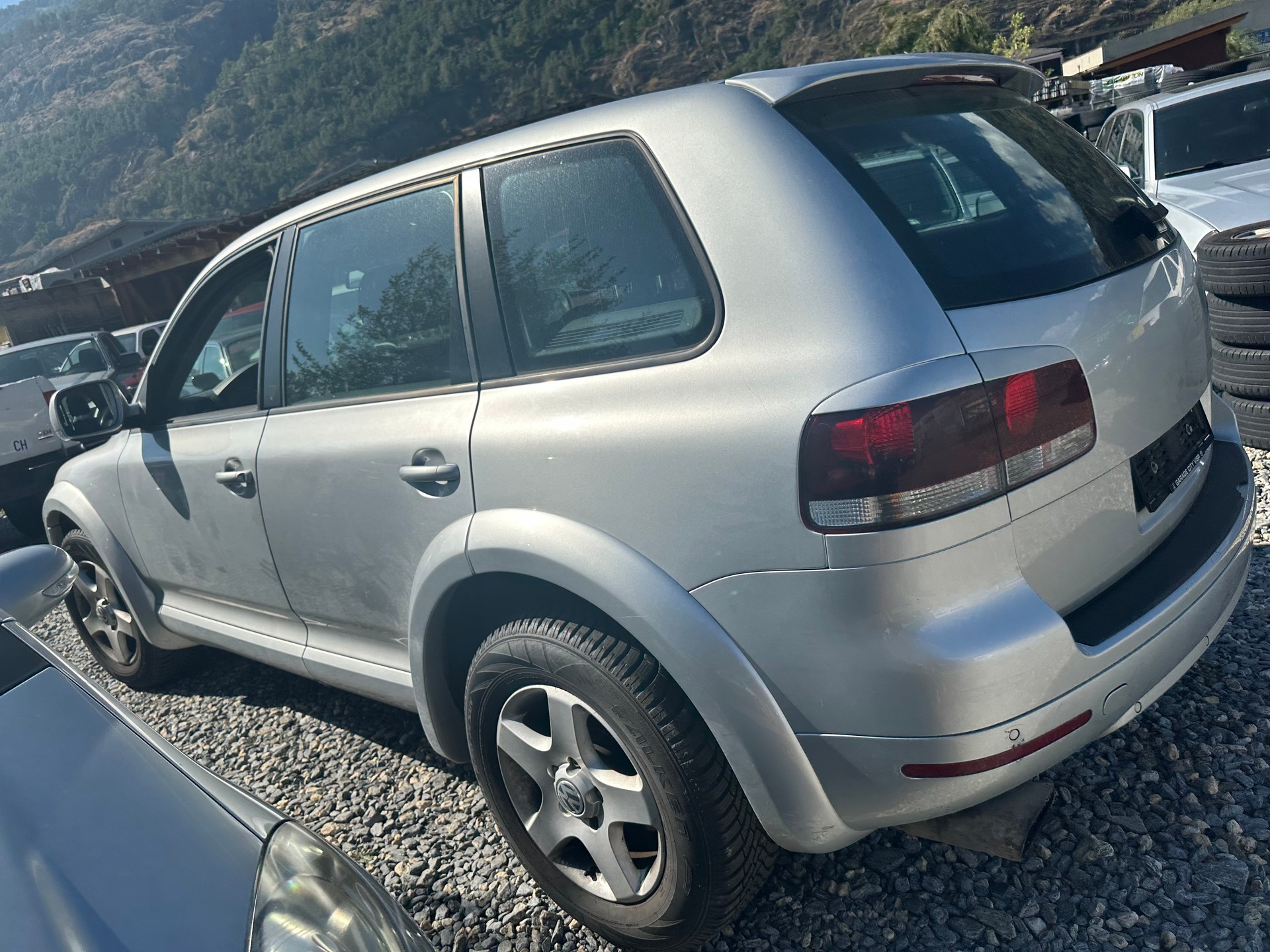 VW Touareg 3.6 V6 FSI Automatic-image-8