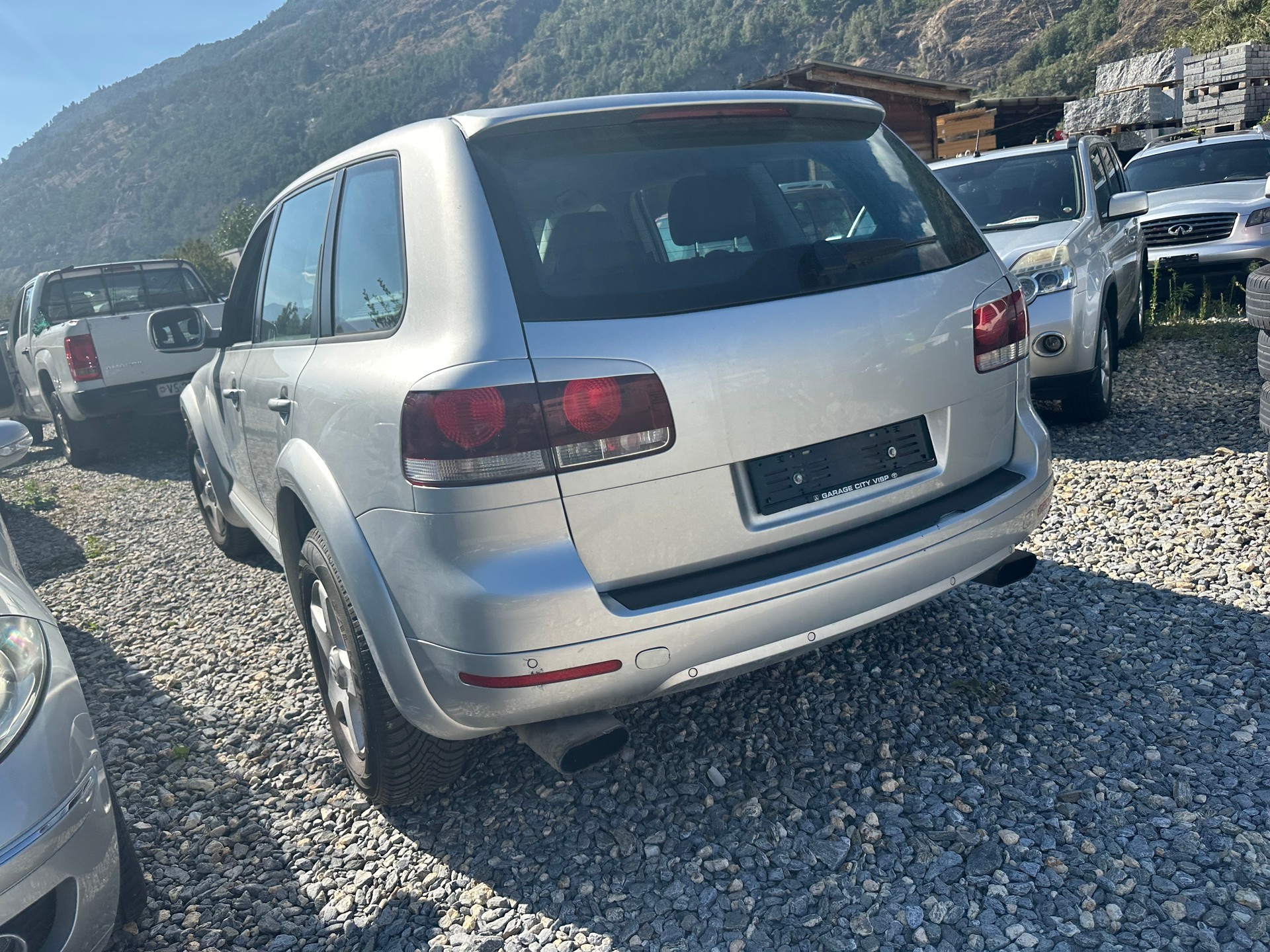 VW Touareg 3.6 V6 FSI Automatic-image-5