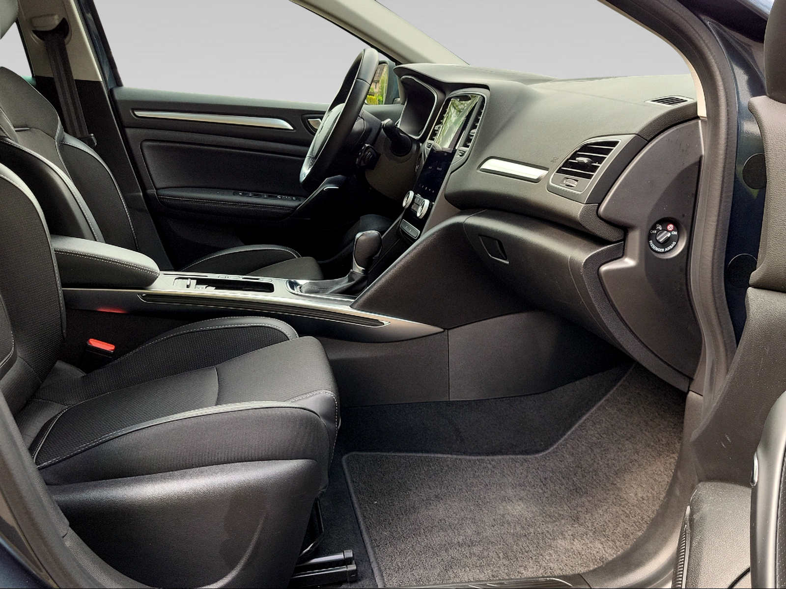 RENAULT Megane 1.3 TCe 160 Intens EDC-image-5