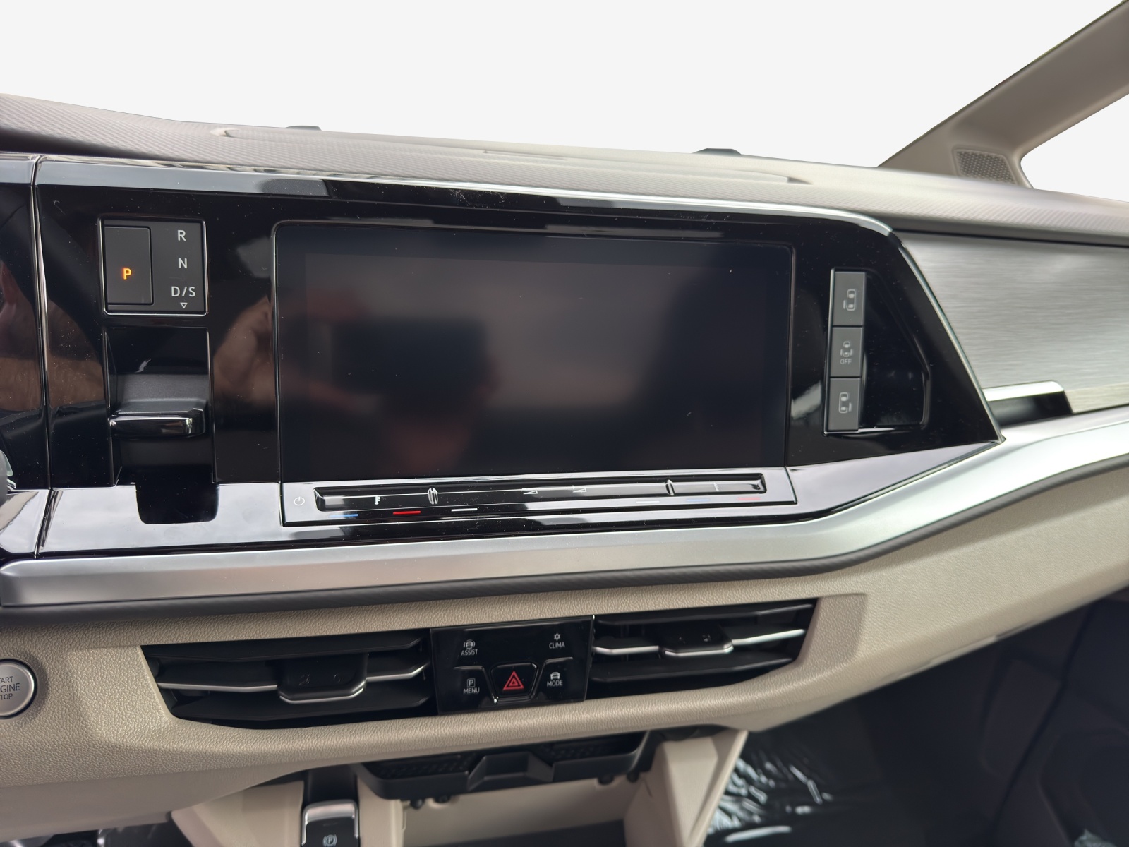 VW Multivan 2.0 TDI Life DSG-image-10
