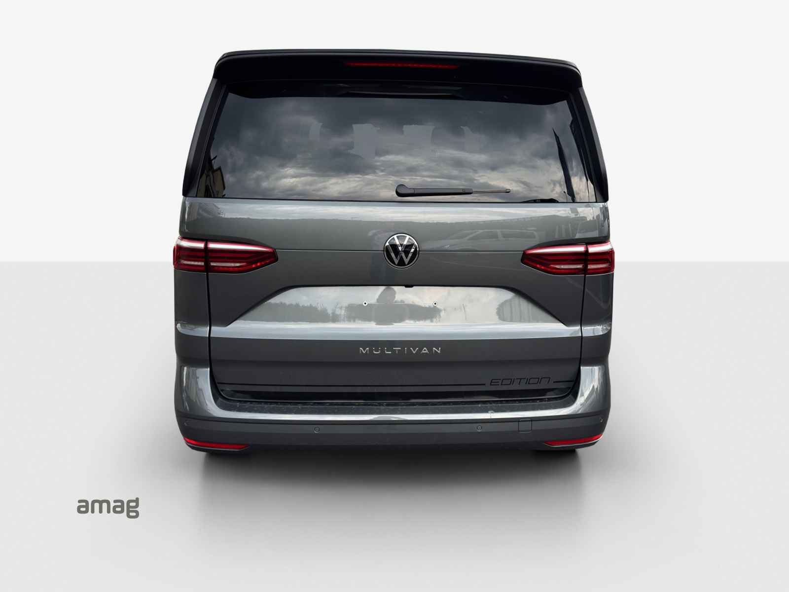 VW Multivan 2.0 TDI Life DSG-image-3
