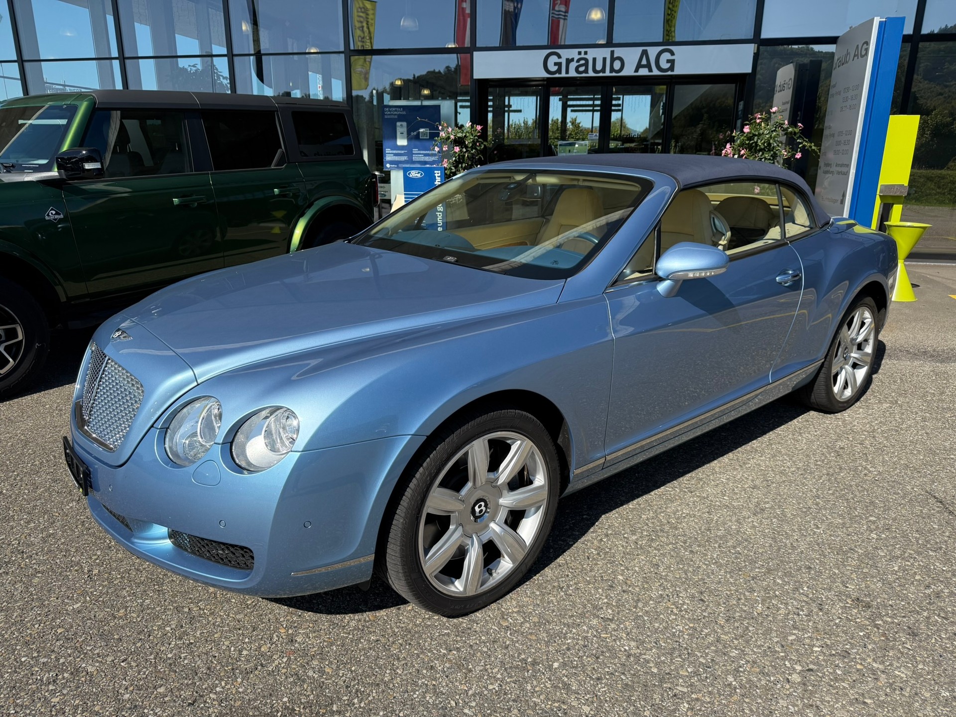 BENTLEY Continental GTC 6.0-image-8