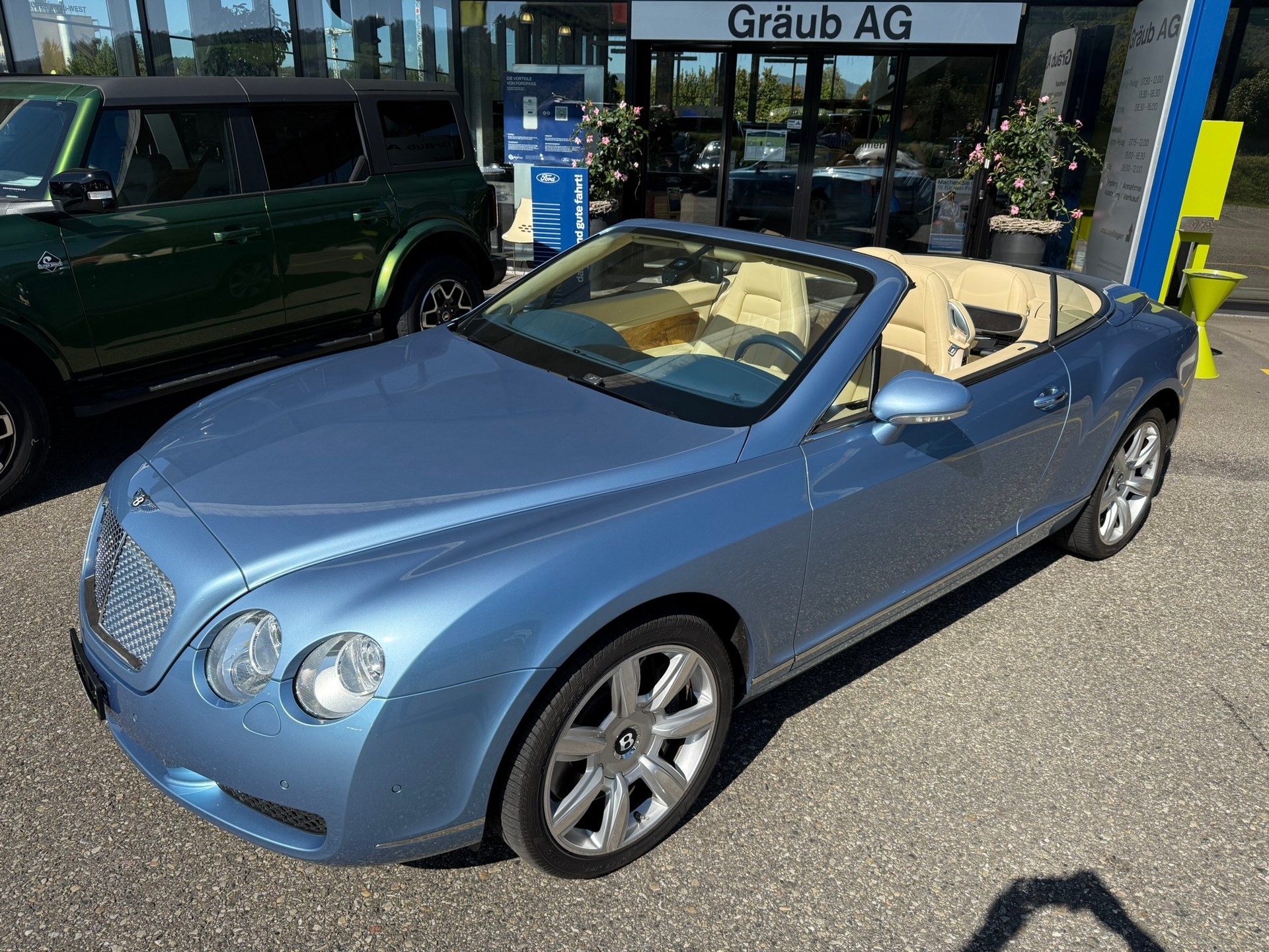 BENTLEY Continental GTC 6.0-image-2
