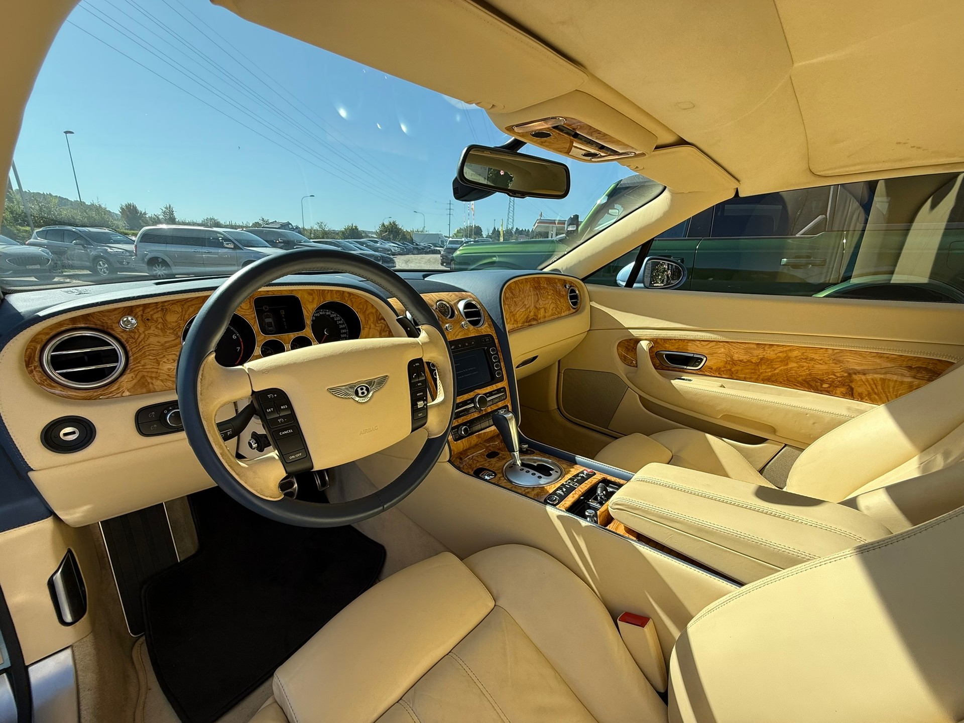 BENTLEY Continental GTC 6.0-image-12