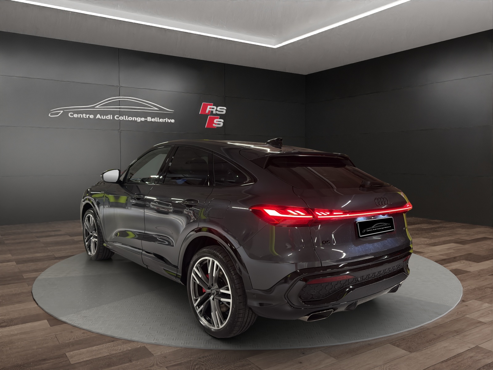 AUDI Q5 Sportback e-hybrid quattro 270 kW S-tronic-image-3