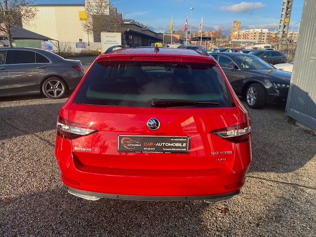 SKODA Superb Combi 2.0 TDI 190 SportLine+ 4x4 DSG-image-4