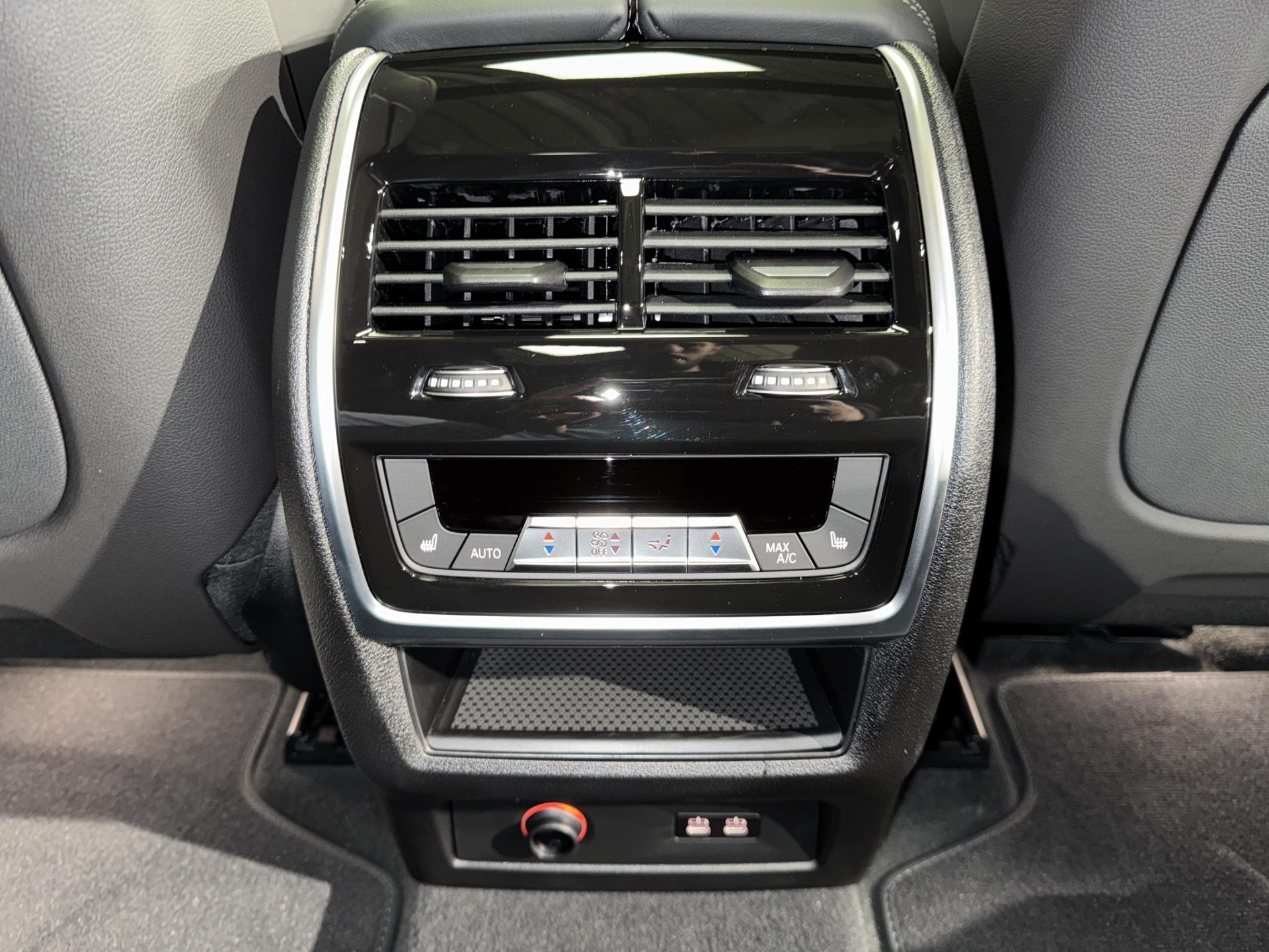 BMW X7 40d xDrive M Sport-image-10