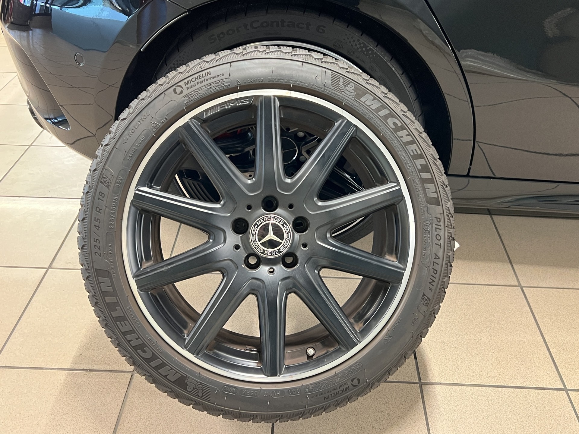 MERCEDES-BENZ A 45 S AMG 4Matic+ Speedshift LEASING à partir de CHF 590.-/mois-image-17