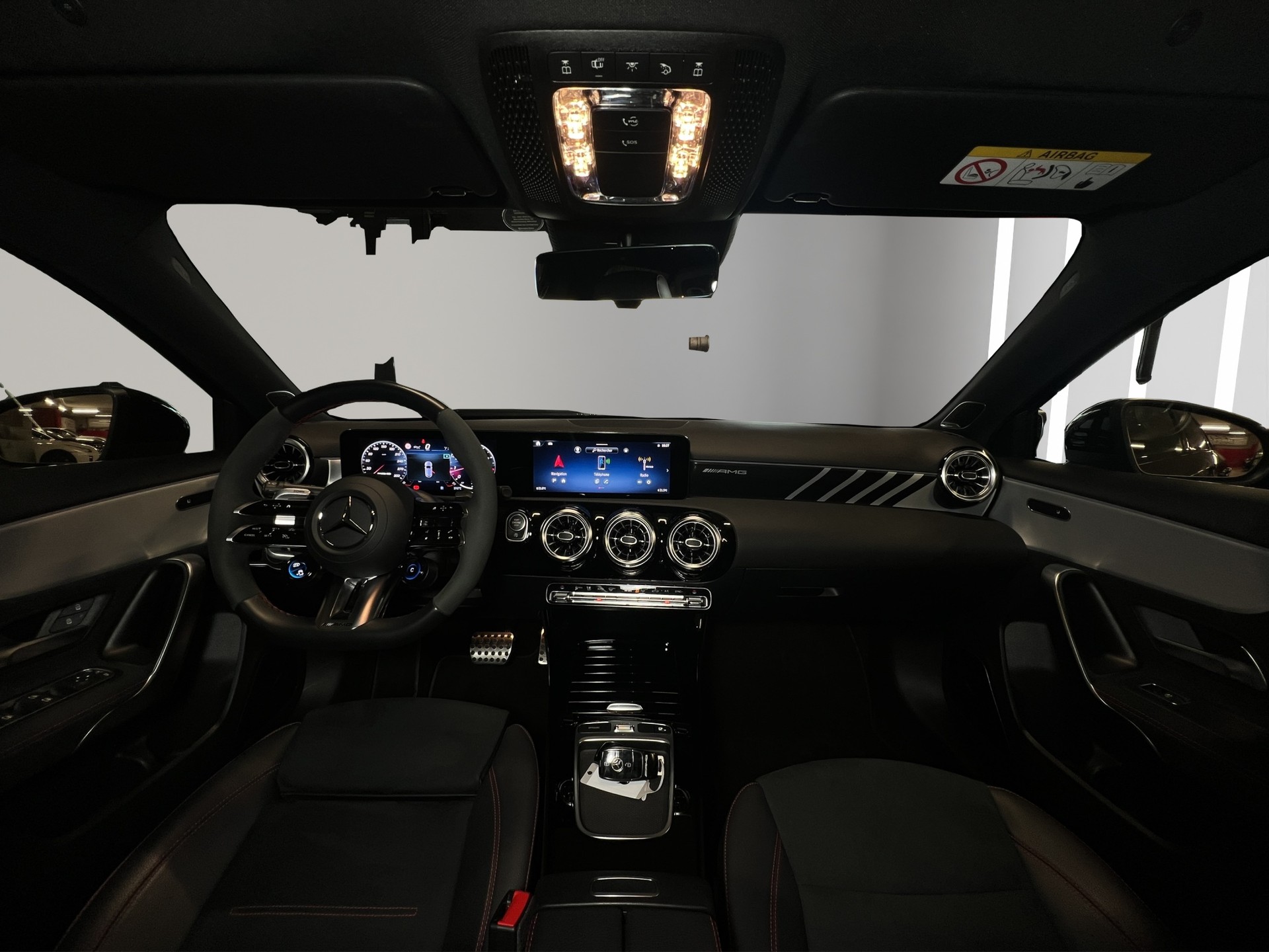 MERCEDES-BENZ A 45 S AMG 4Matic+ Speedshift LEASING à partir de CHF 590.-/mois-image-8