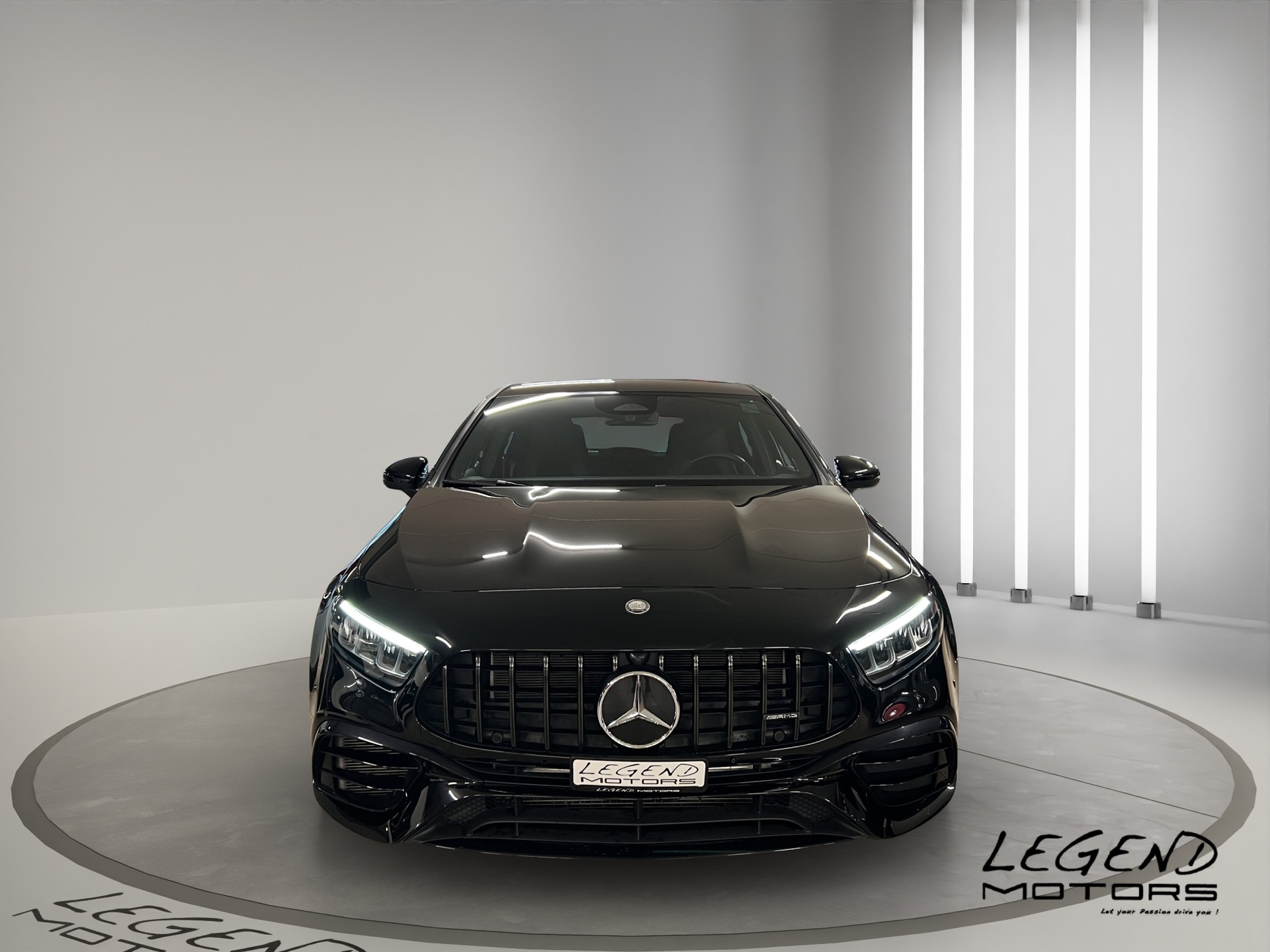 MERCEDES-BENZ A 45 S AMG 4Matic+ Speedshift LEASING à partir de CHF 590.-/mois-showroom-element-1