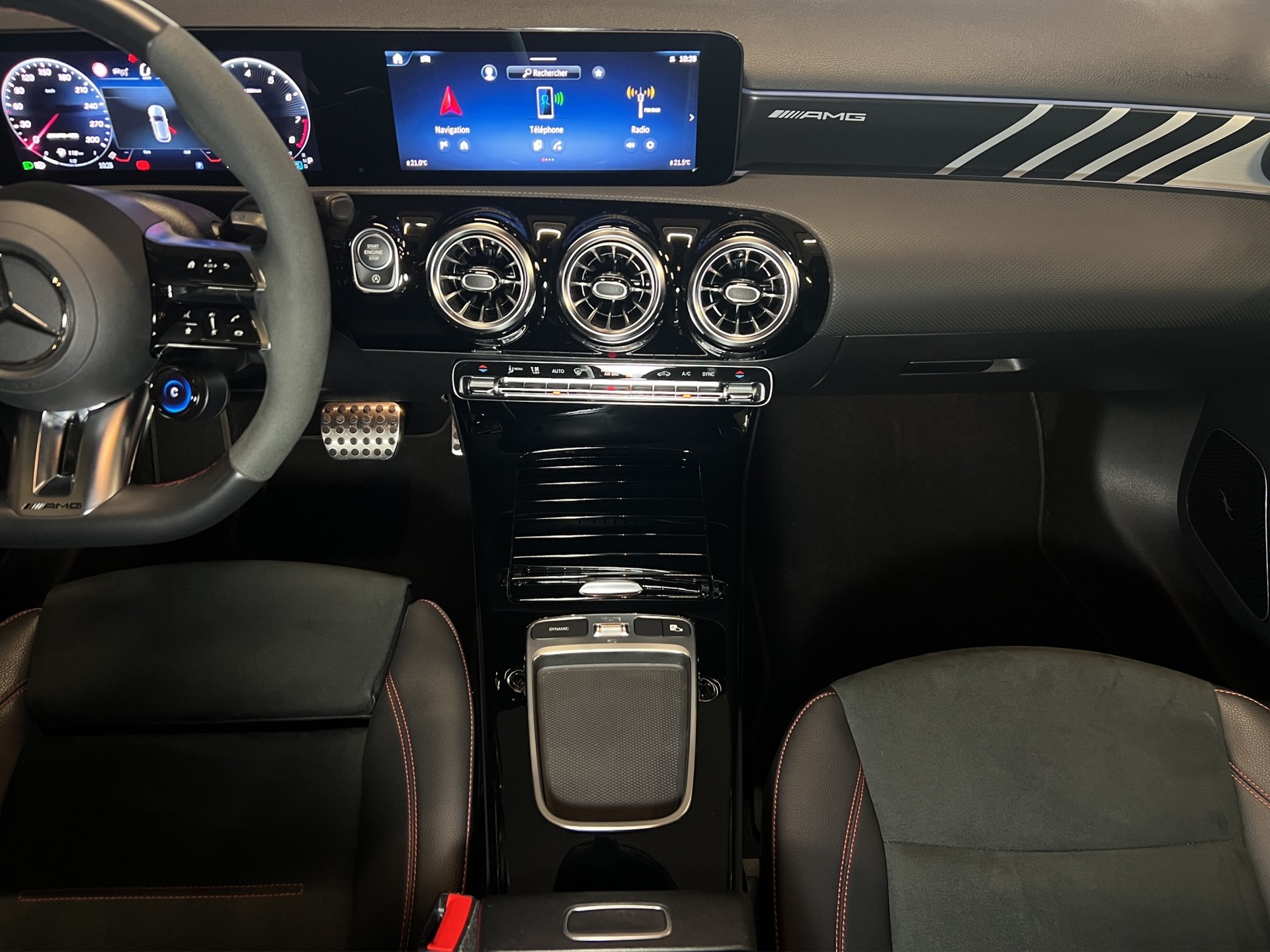 MERCEDES-BENZ A 45 S AMG 4Matic+ Speedshift LEASING à partir de CHF 590.-/mois-image-10
