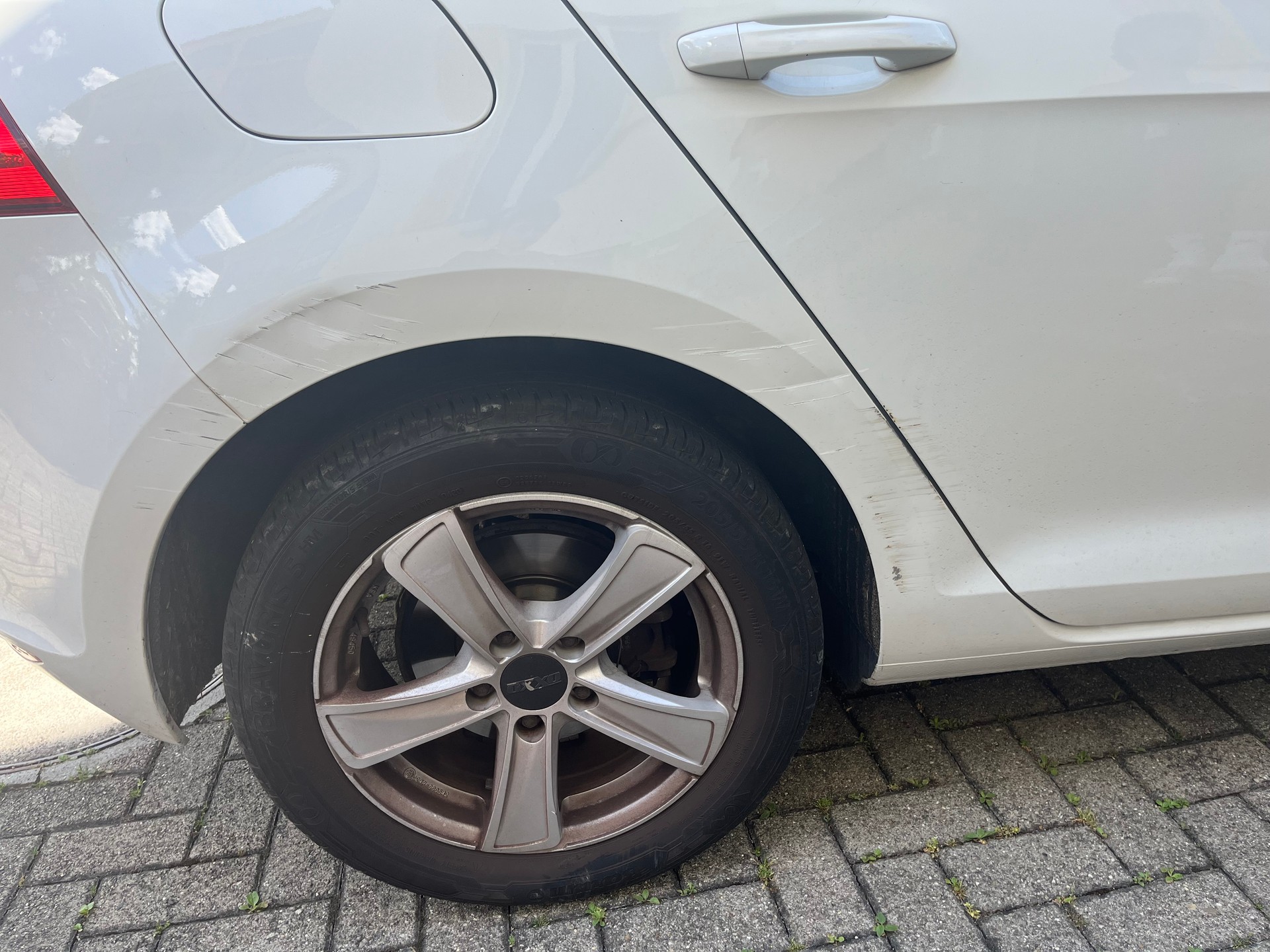 VW GOLF 1.4 TSI-image-7