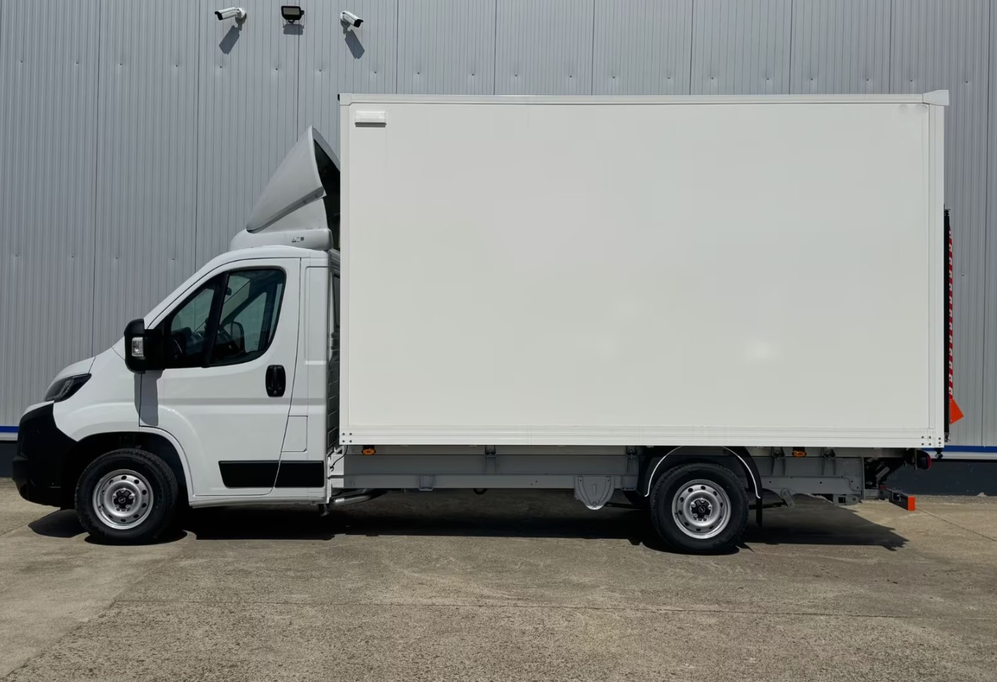 OPEL Movano 2.2 d Kasten mit Hebebühne-image-1
