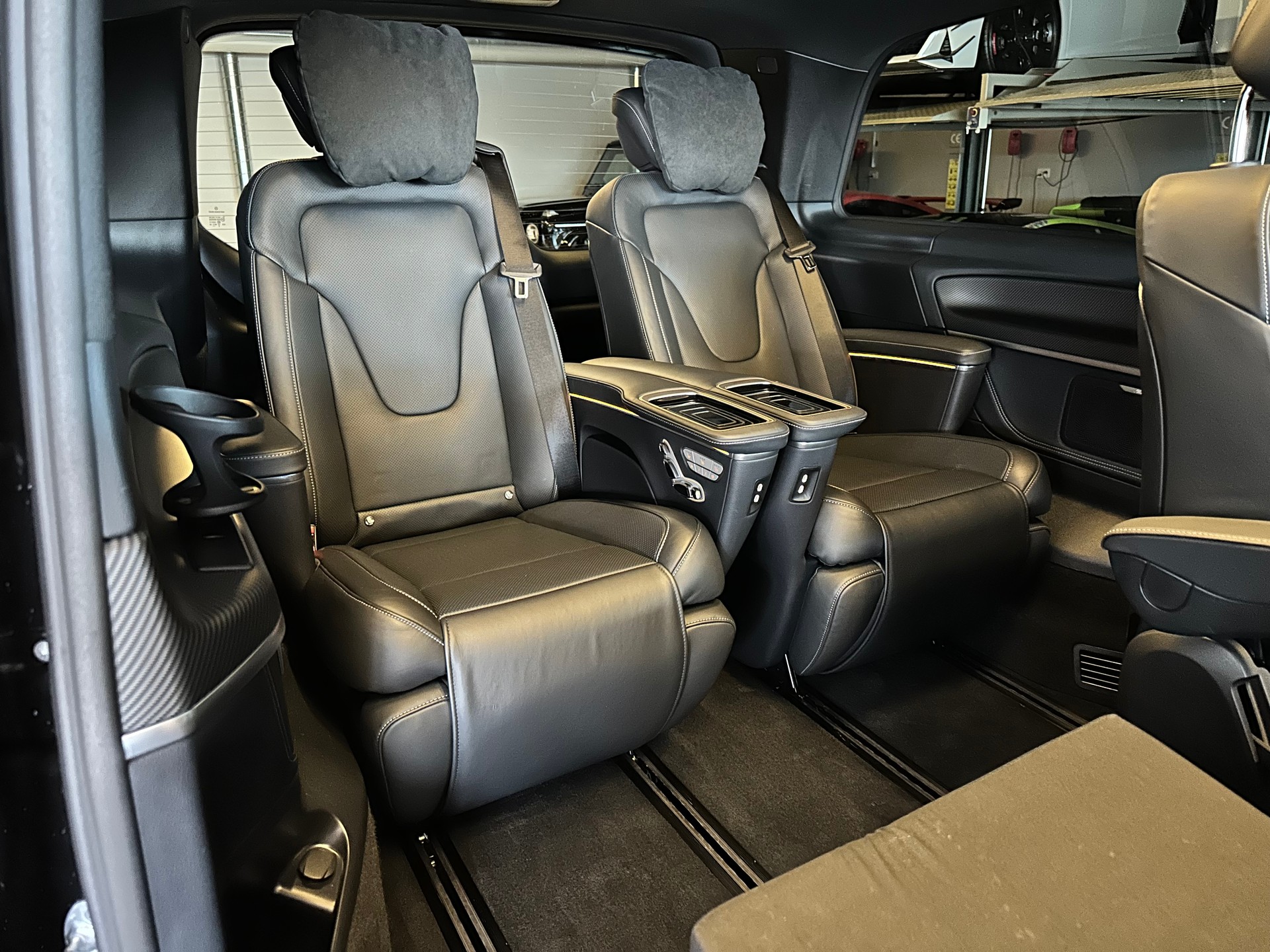 MERCEDES-BENZ V 300 d lang Avantgarde 9G-Tronic-image-6