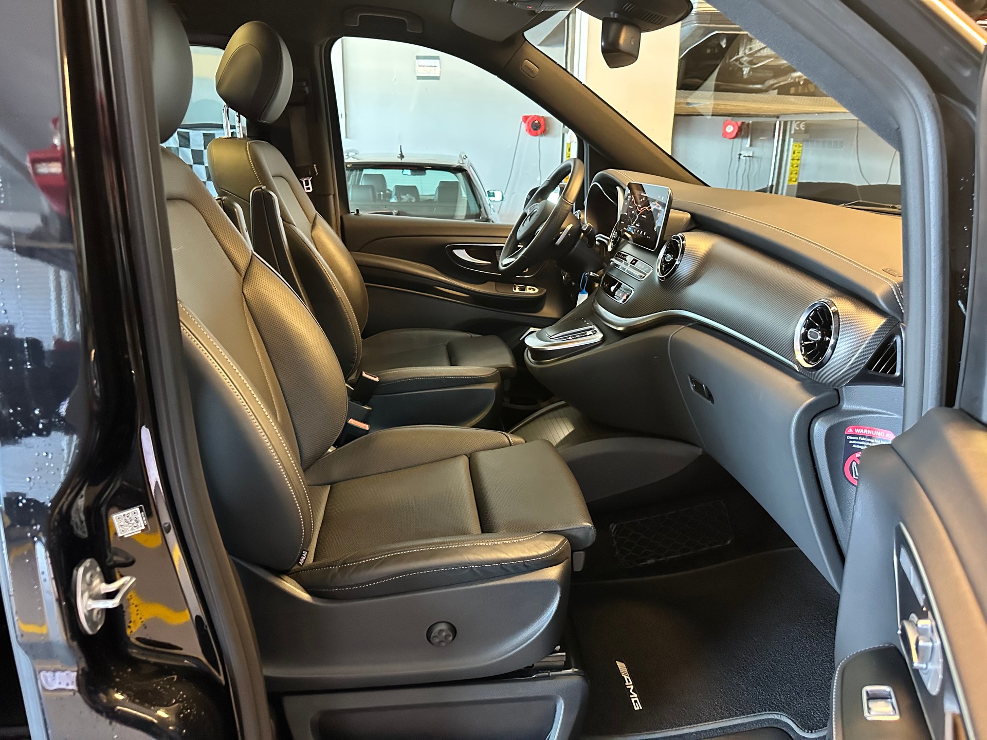 MERCEDES-BENZ V 300 d lang Avantgarde 9G-Tronic-image-7