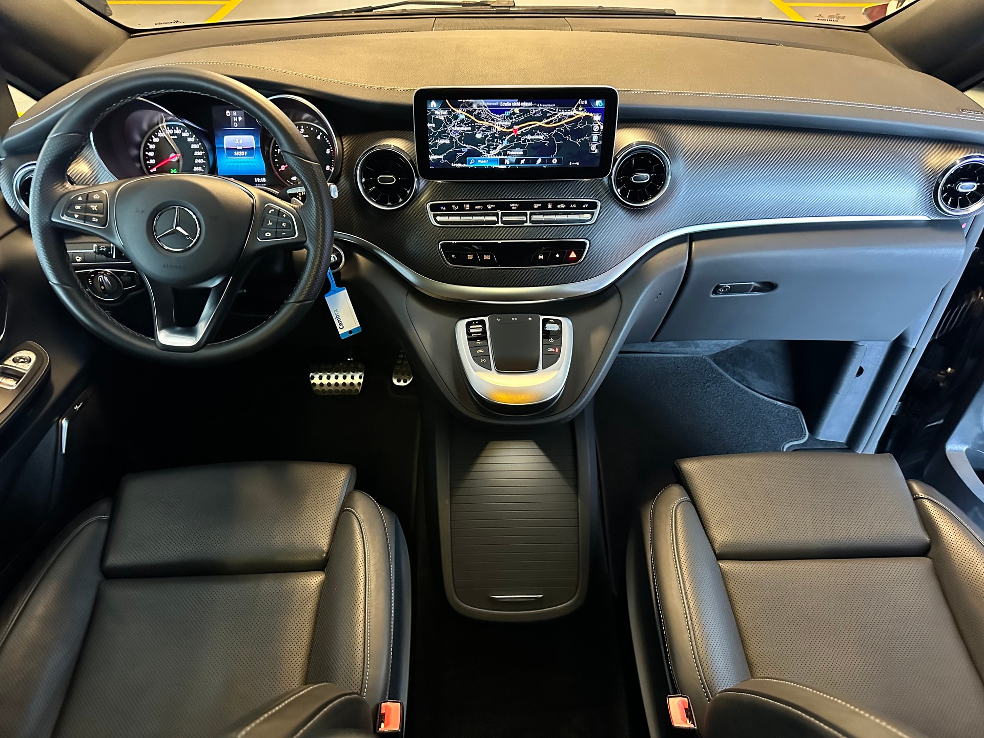 MERCEDES-BENZ V 300 d lang Avantgarde 9G-Tronic-image-2