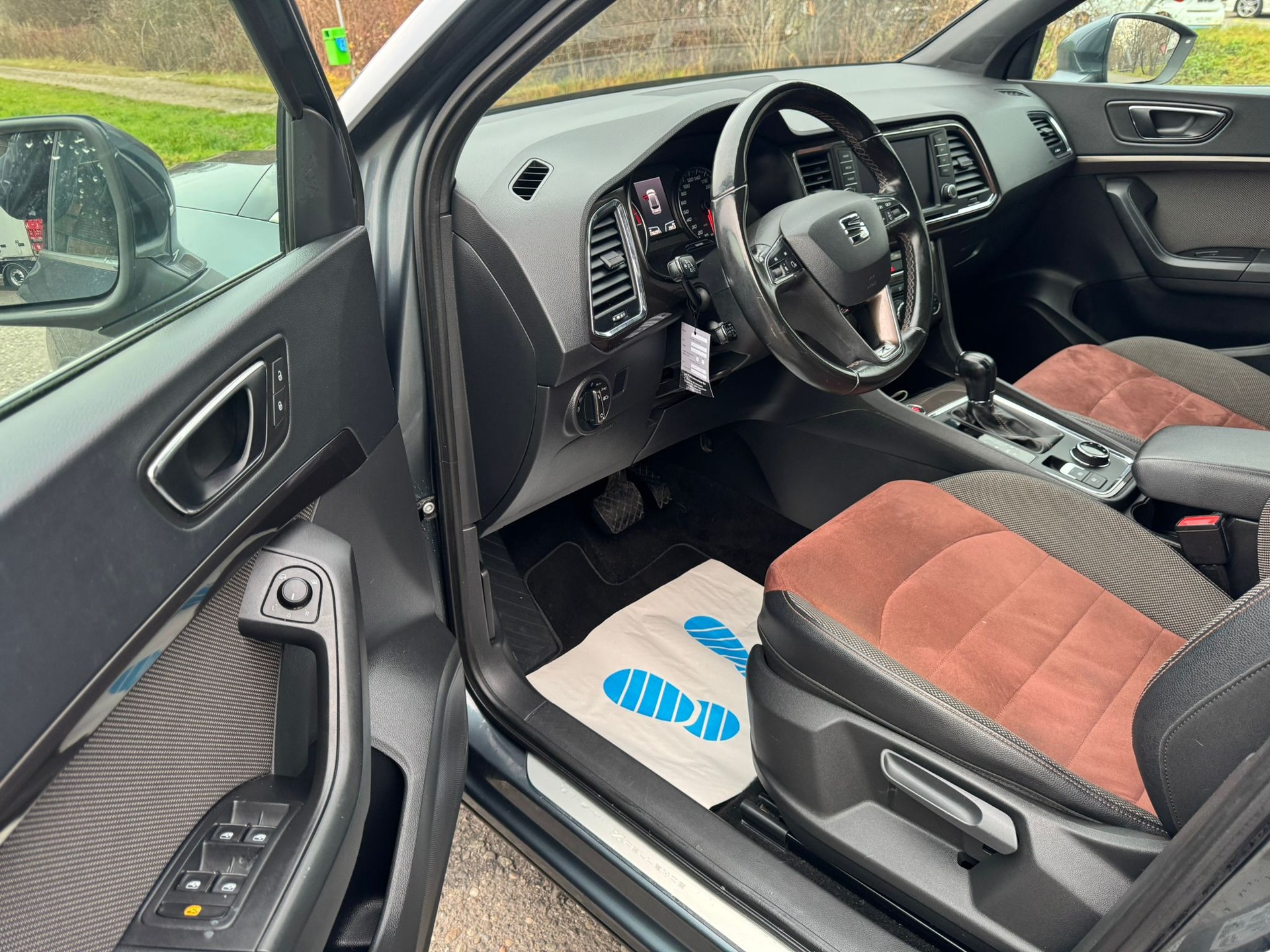SEAT Ateca 2.0 TSI Xcellence 4Drive DSG-image-13