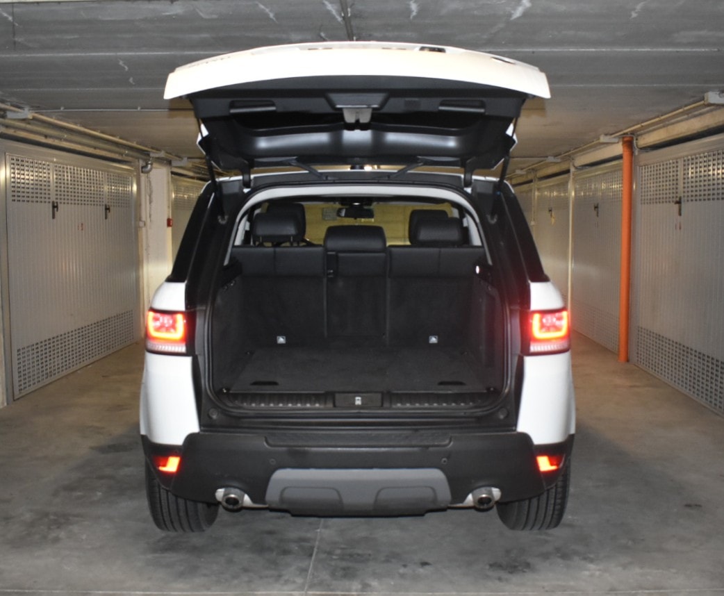 LAND ROVER Range Rover Sport 3.0 TDV6 SE Automatic-image-5