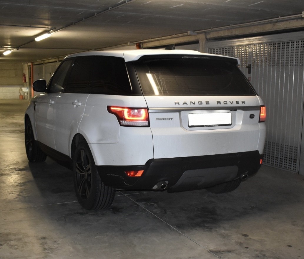 LAND ROVER Range Rover Sport 3.0 TDV6 SE Automatic-image-4