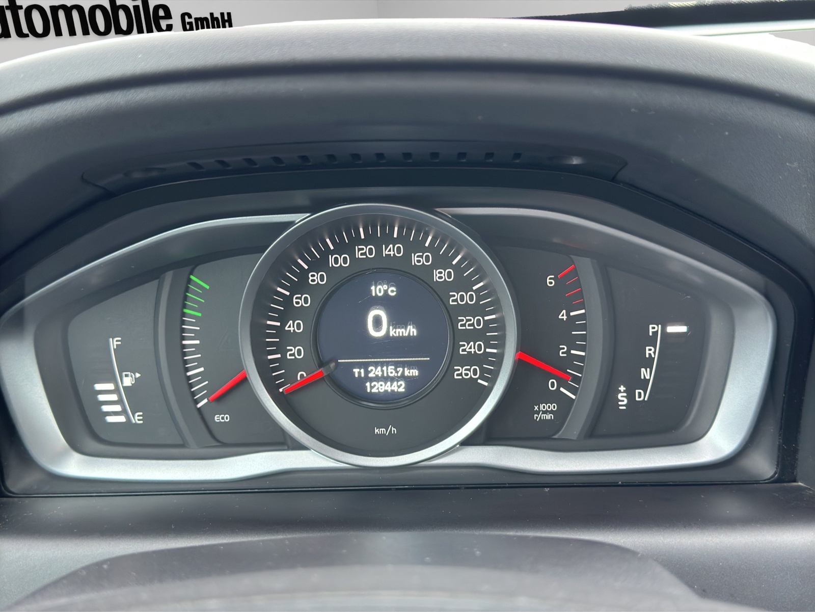 VOLVO XC60 D4 AWD Summum Geartronic-image-15