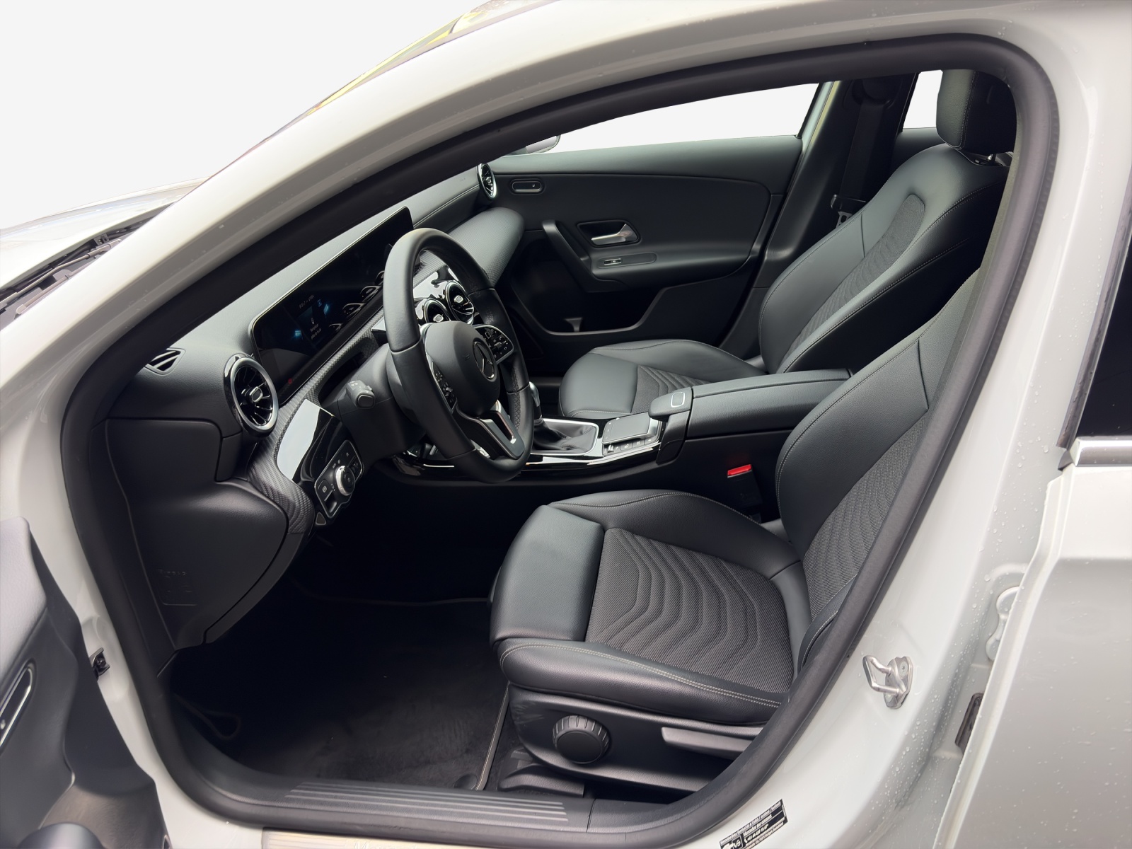 MERCEDES-BENZ A 160 SE Line-image-7