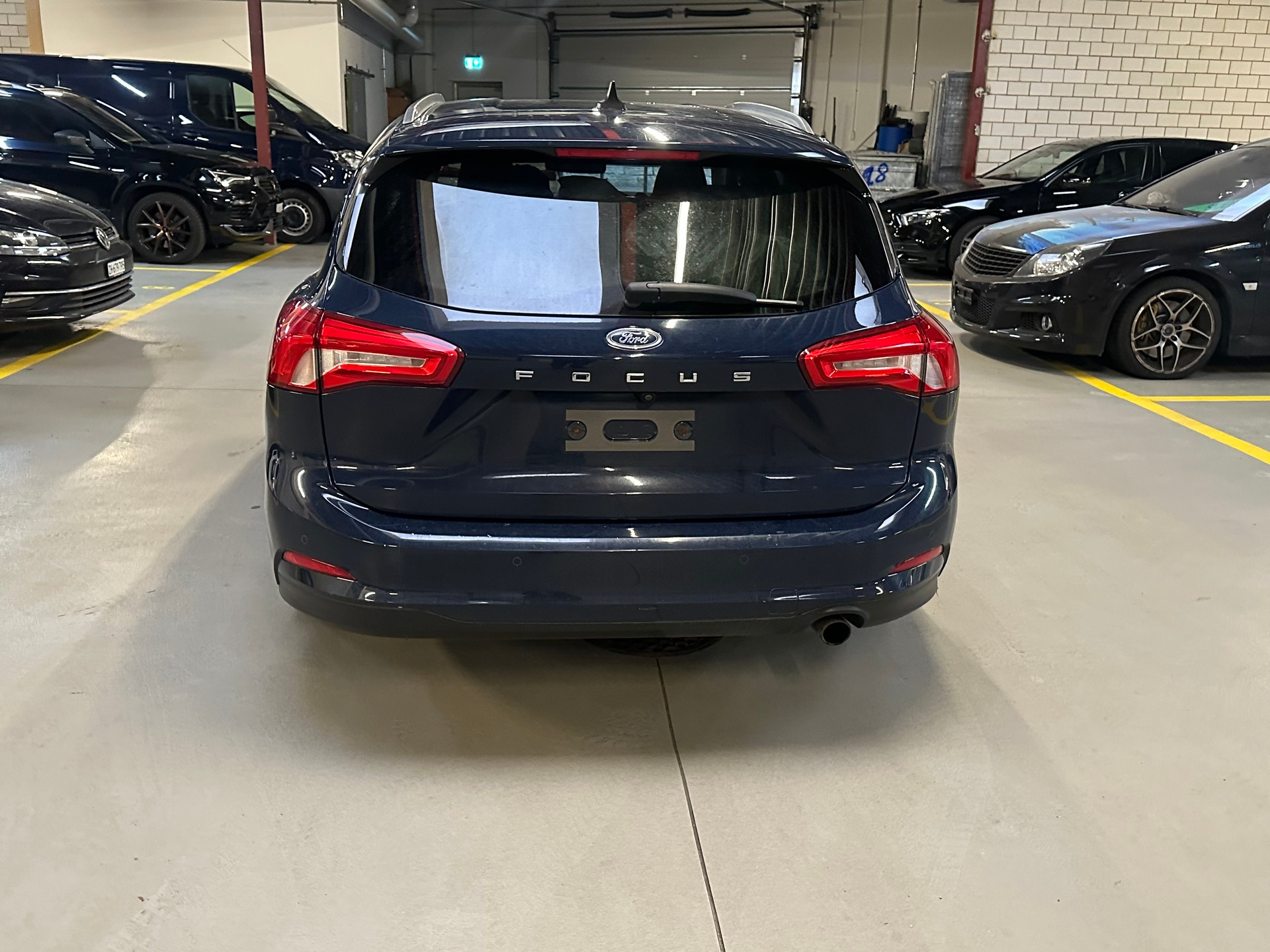 FORD Focus 1.5 TDCi Trend+ Automatic-image-4
