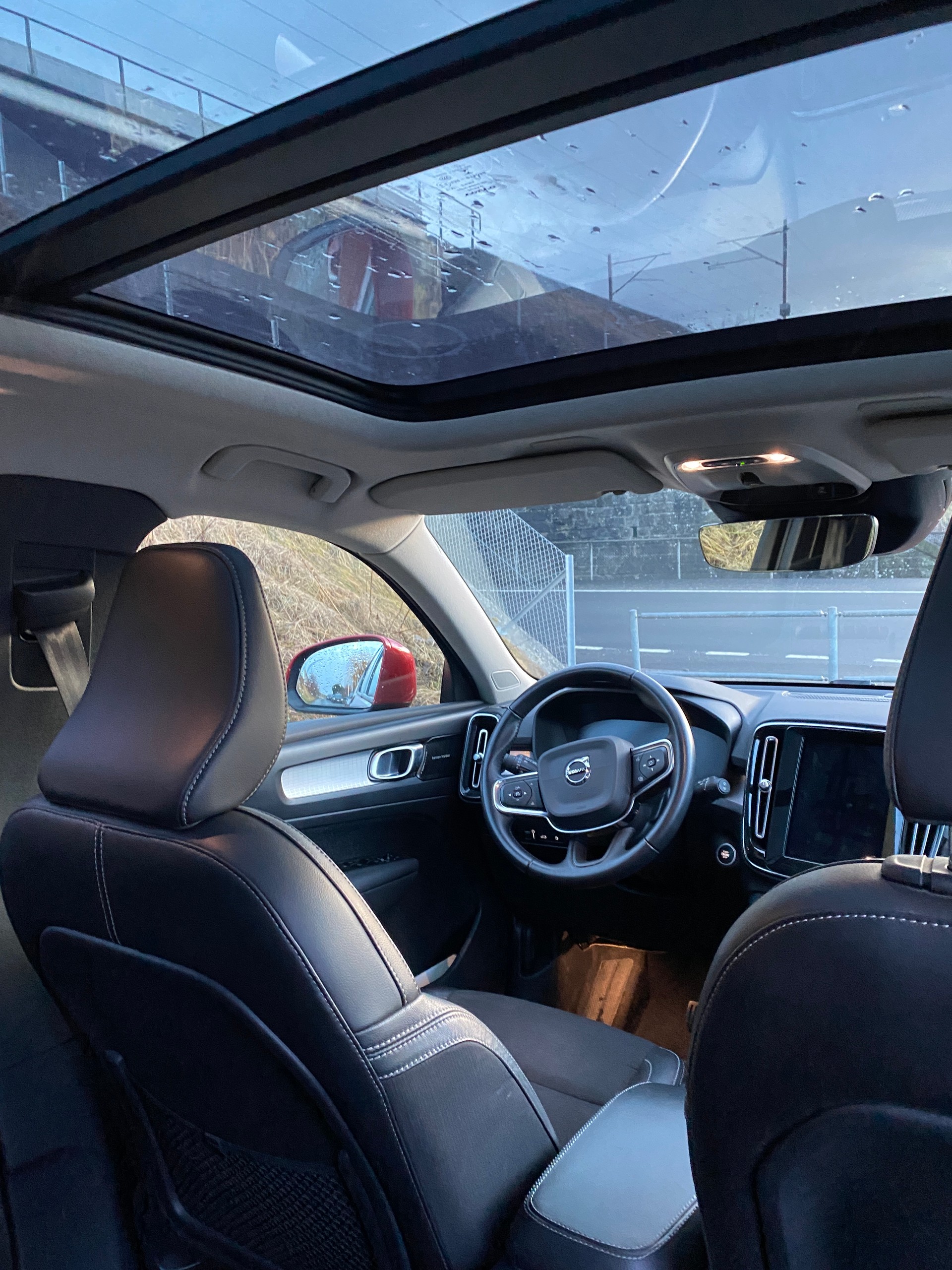 VOLVO XC40 T5 TwE Momentum DCT-image-5