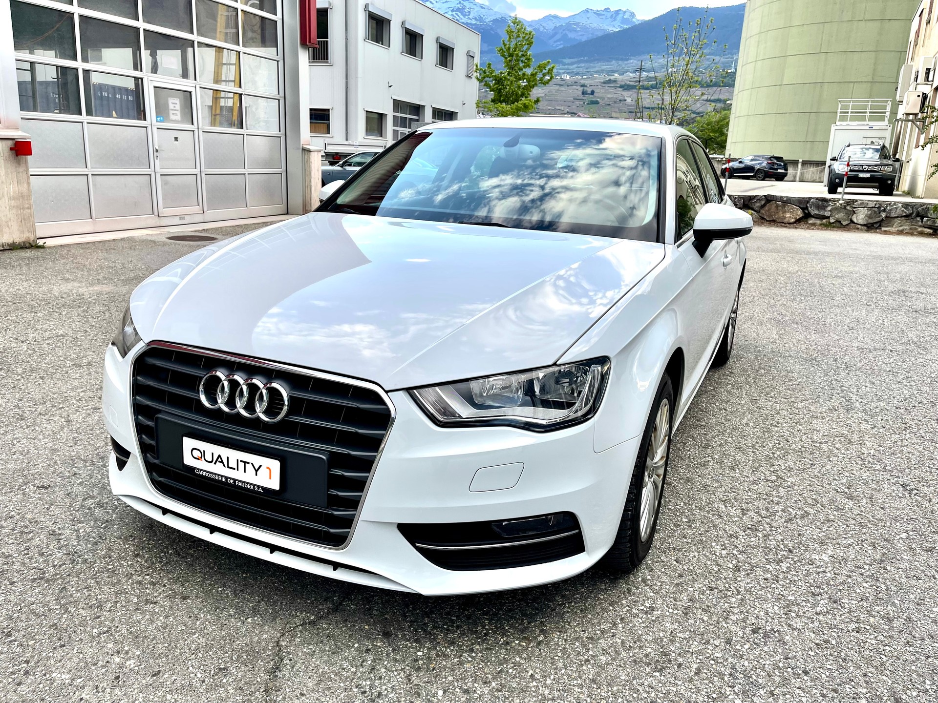 AUDI A3 Sportback 1.8 TFSI Ambiente S-tronic-image-7
