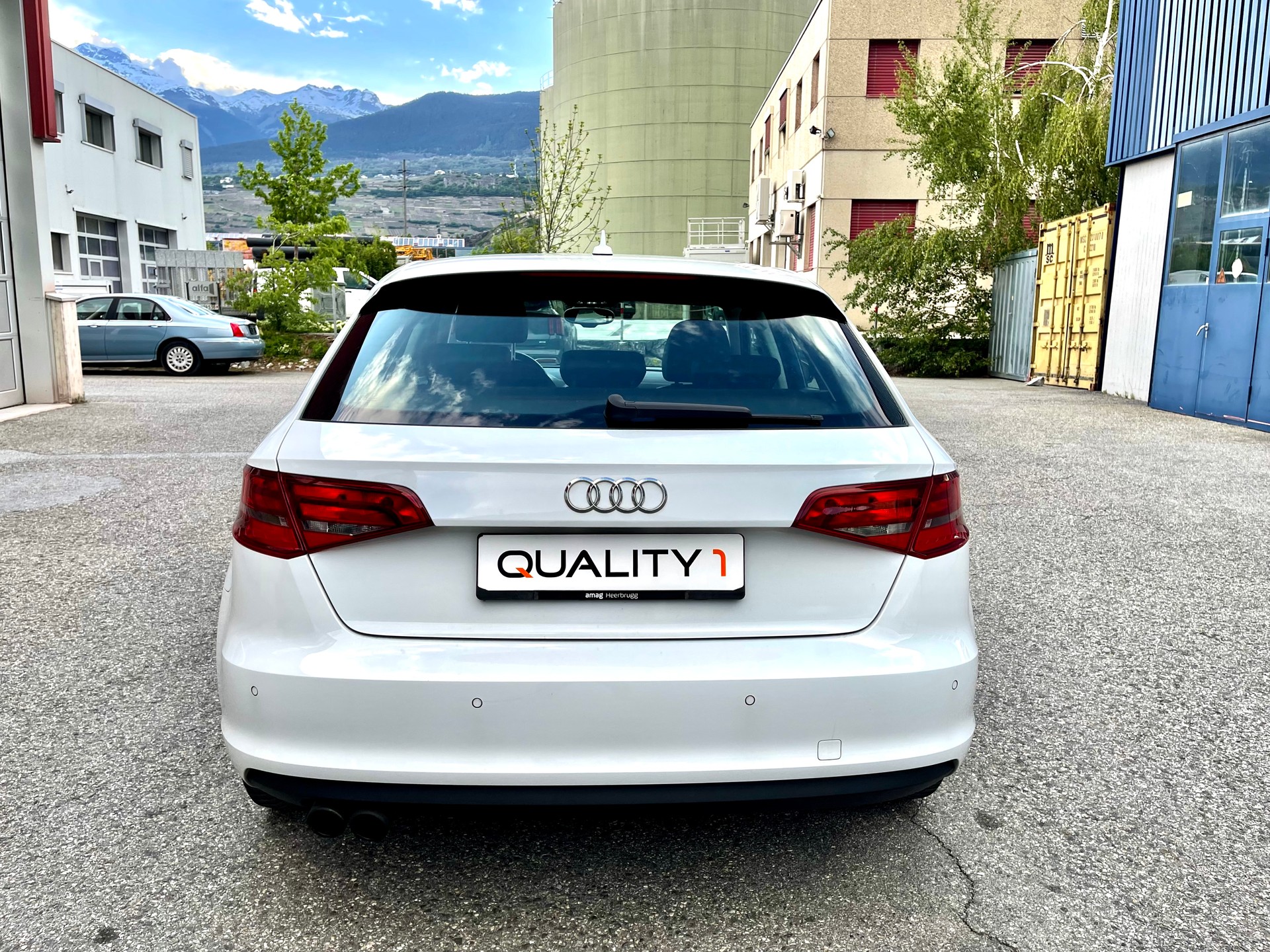 AUDI A3 Sportback 1.8 TFSI Ambiente S-tronic-image-3