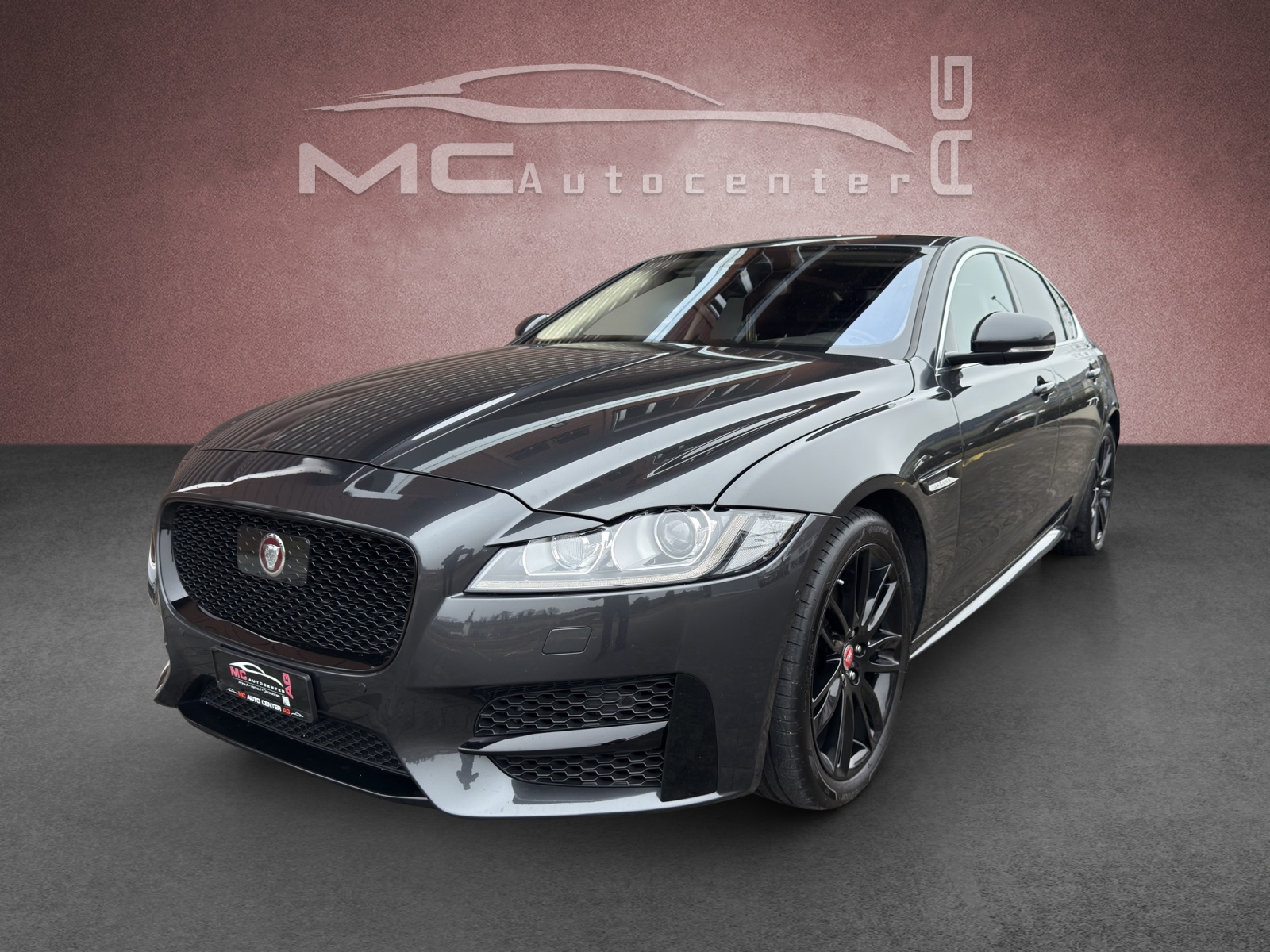 JAGUAR XF 20d R-Sport Automatic-image-0