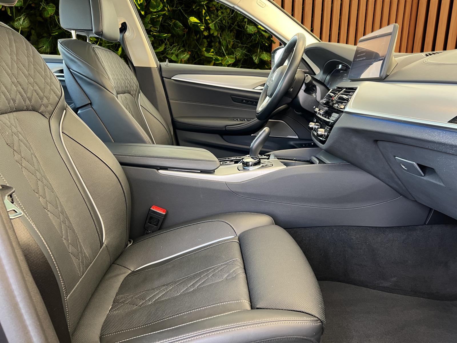 BMW 545e xDrive Luxury Line Steptronic (CH)⛽ + 🔌-image-13